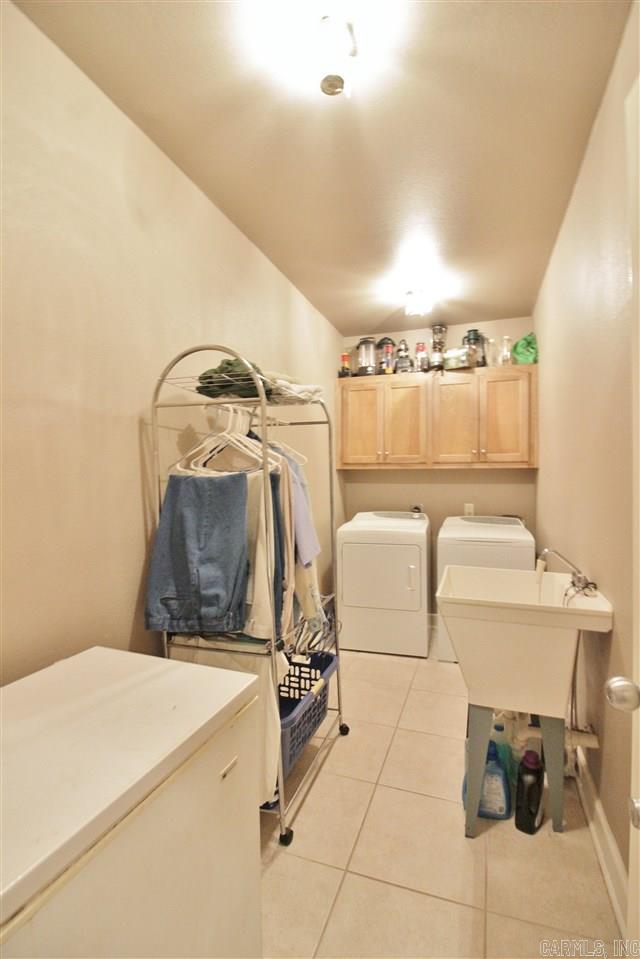 RIVER RANCH - Residential