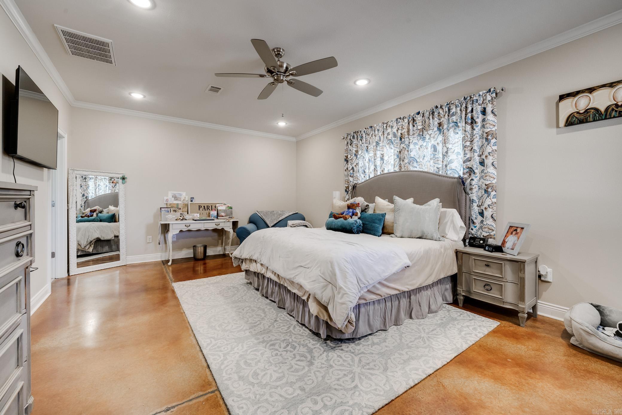 SALEM WOODS - Residential