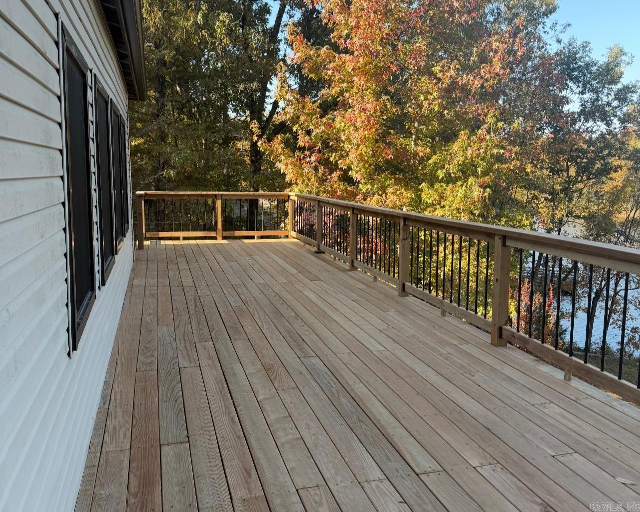 F & F Lake - Residential