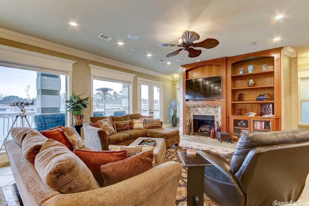 Paradise Lake Village Townhomes - Residential