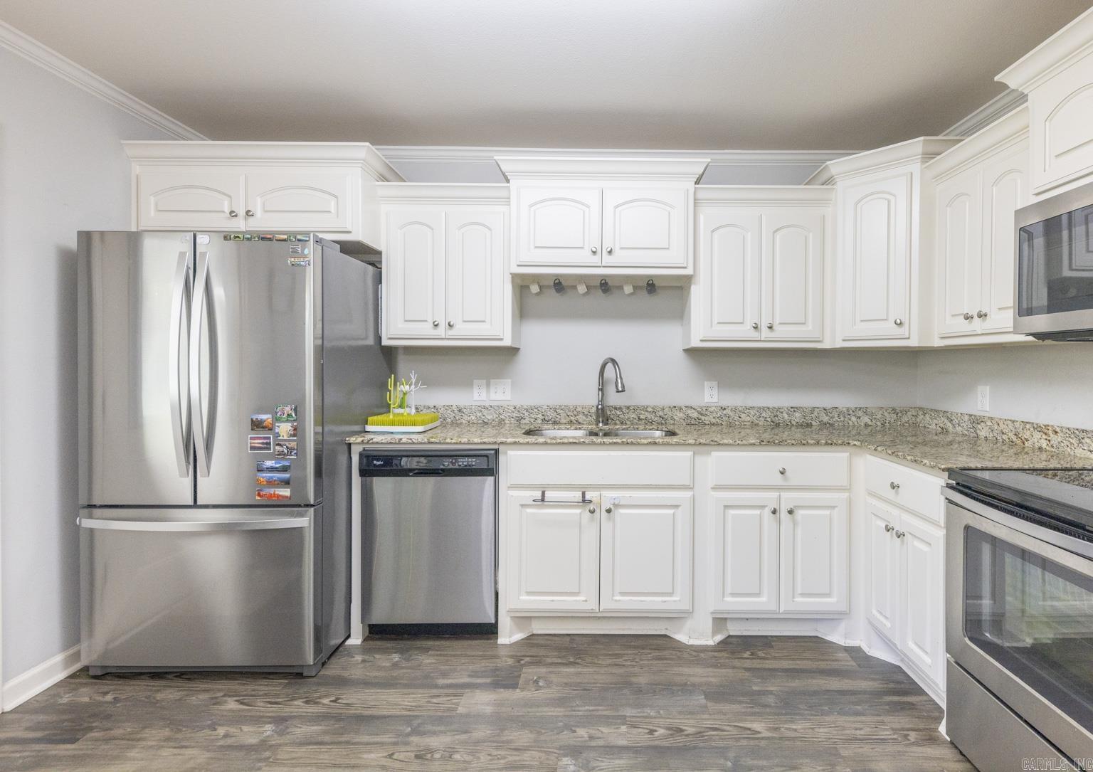 OAKTREE PLACE - Residential