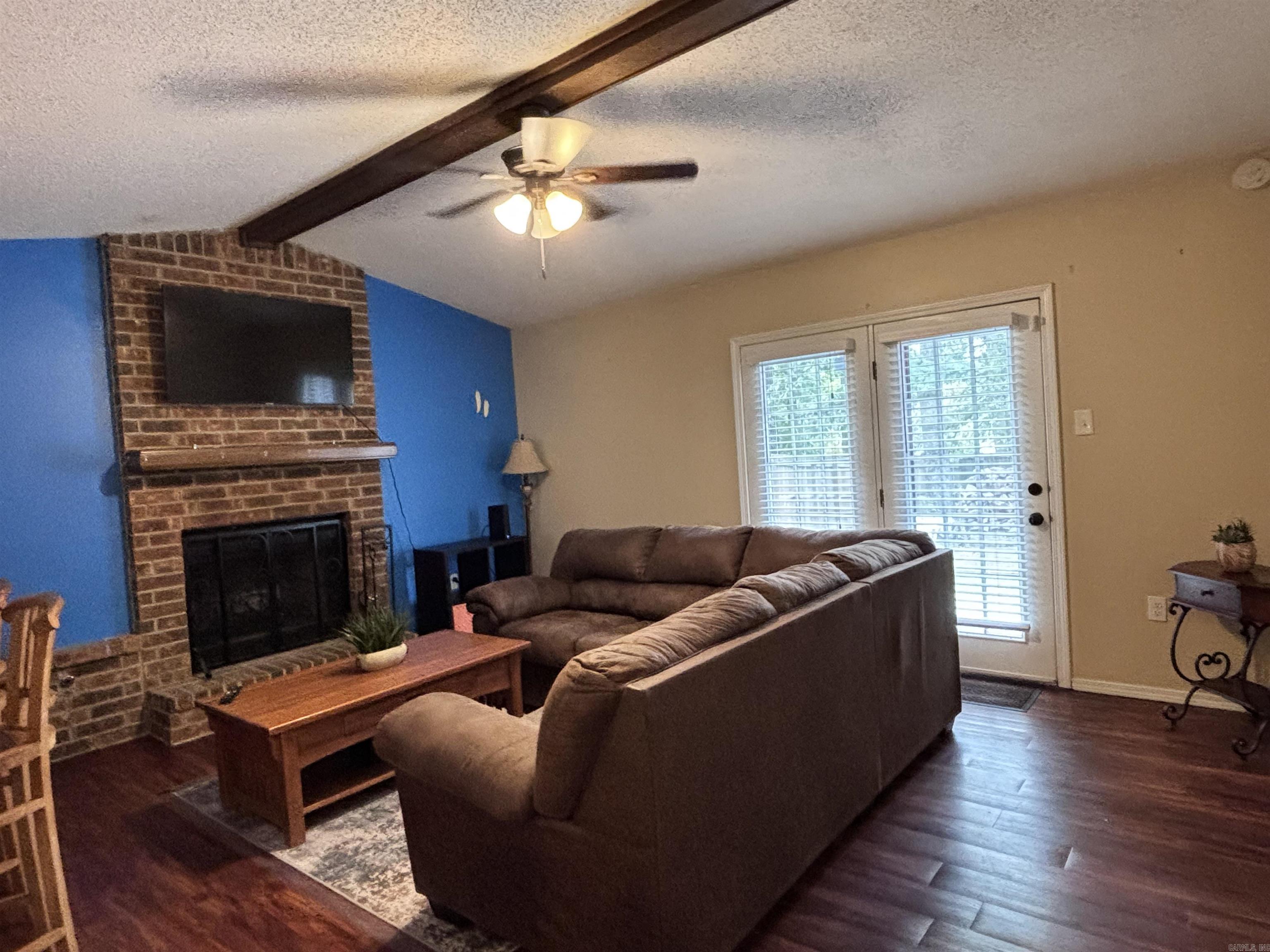 ROLLING OAKS - Residential