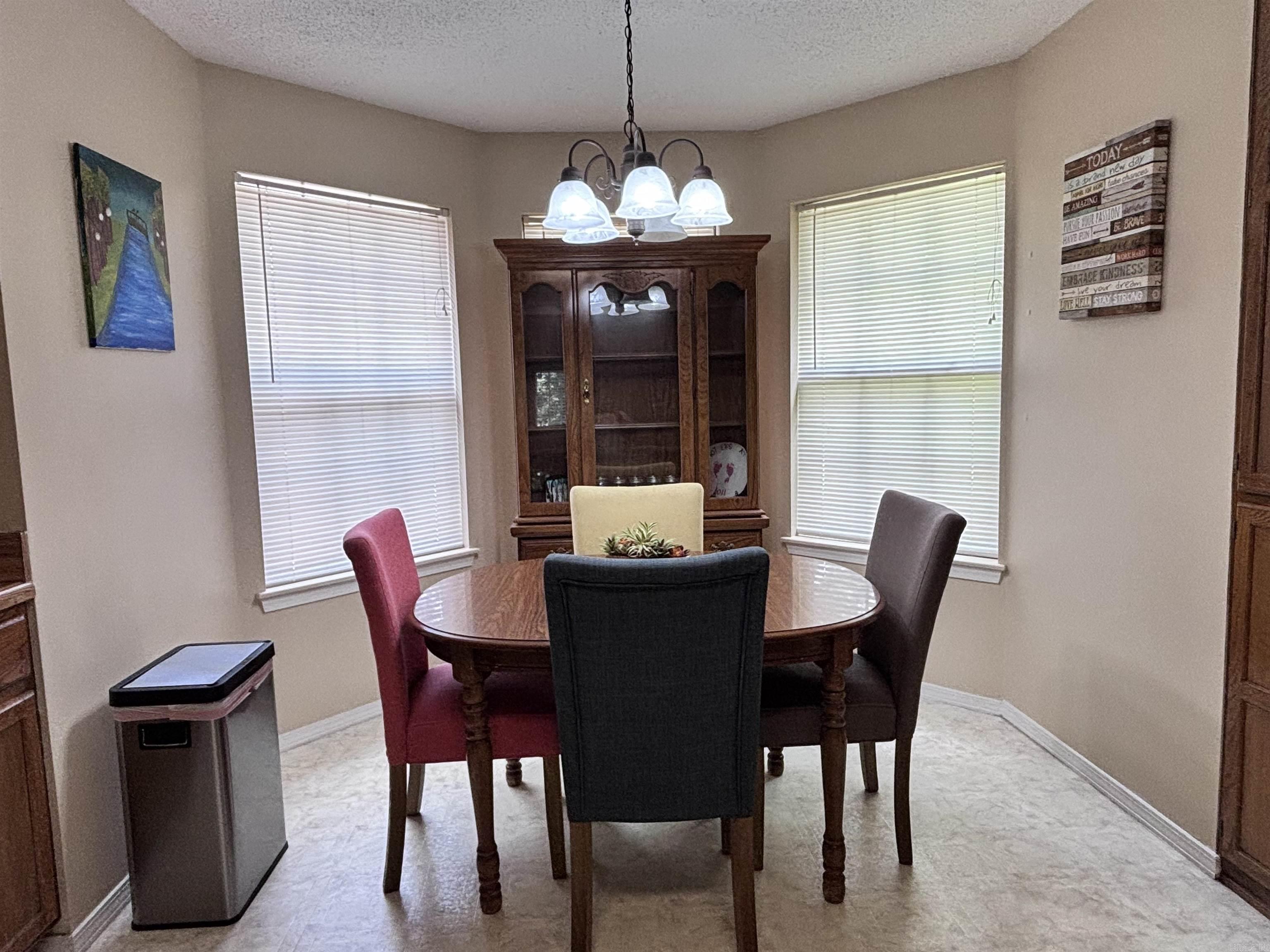 ROLLING OAKS - Residential