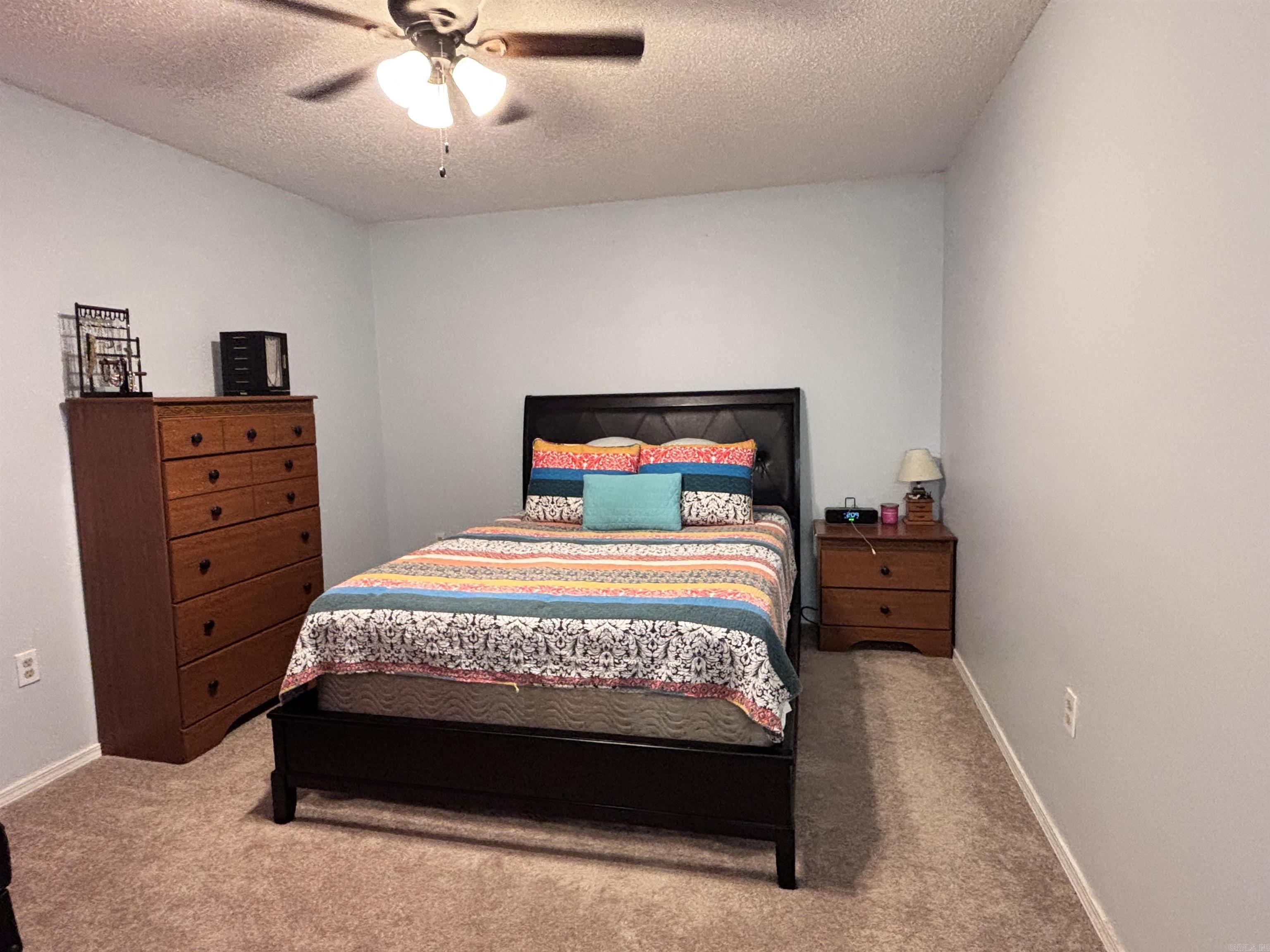 ROLLING OAKS - Residential