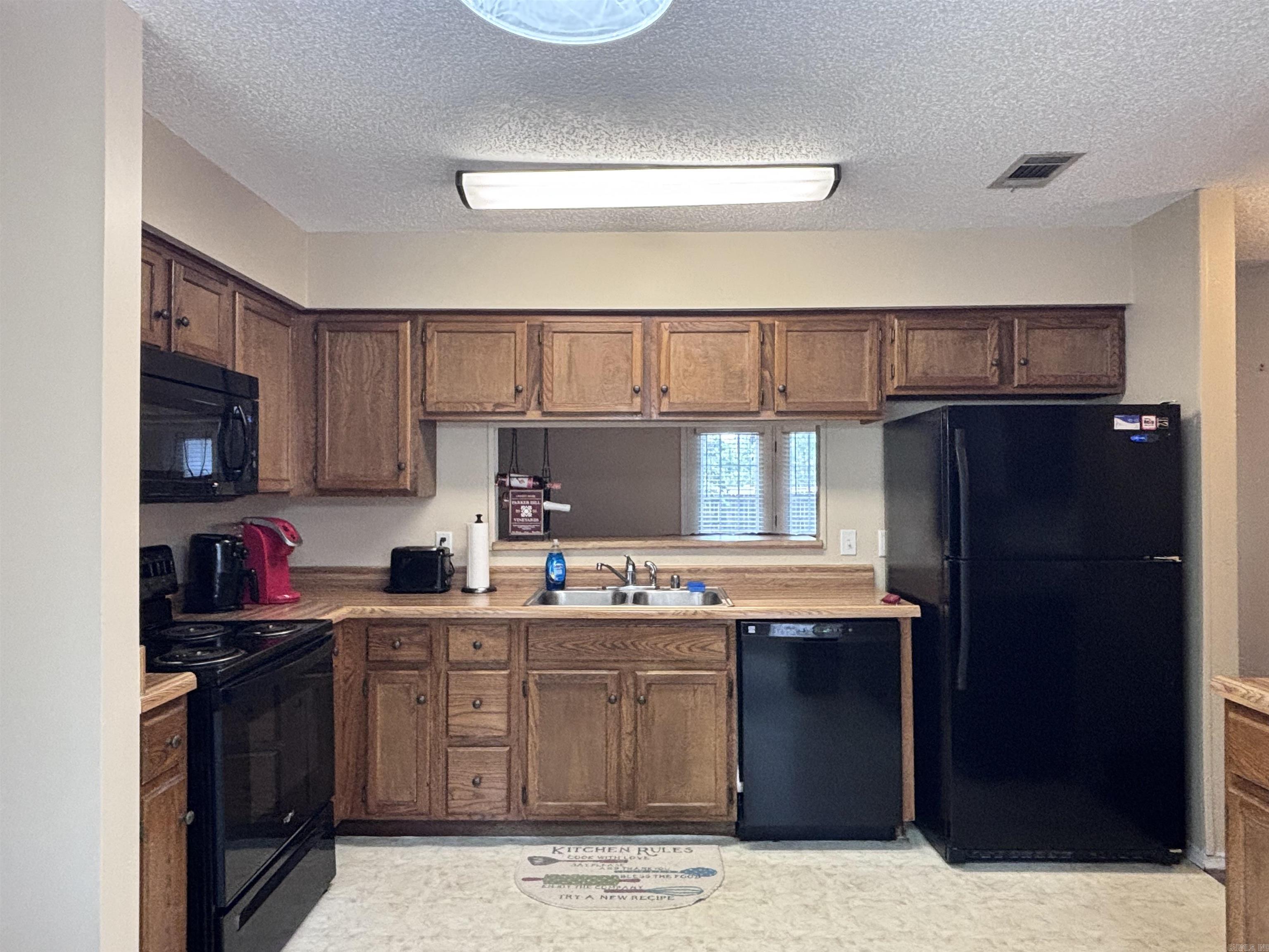 ROLLING OAKS - Residential