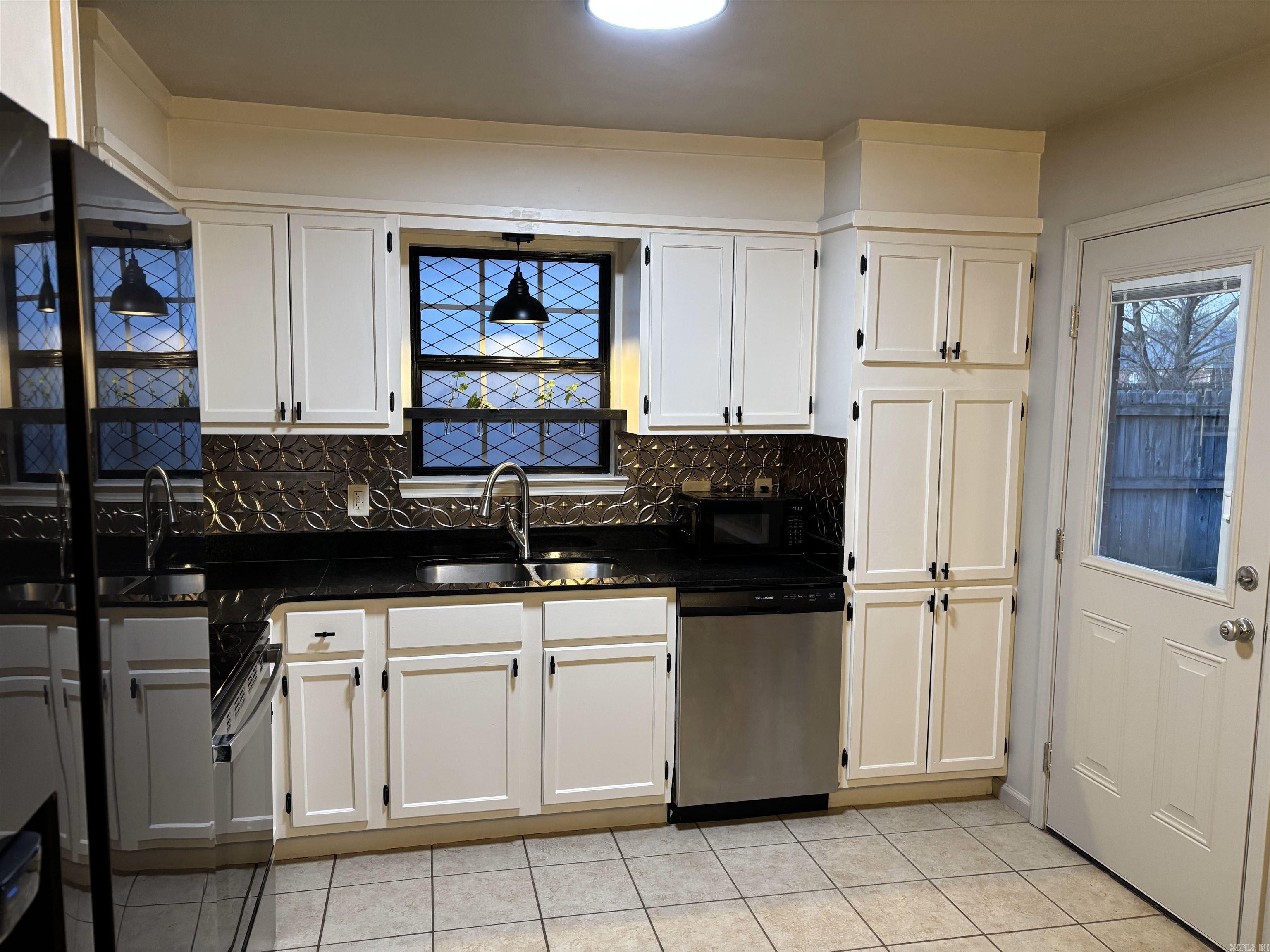 Brownstone - Residential