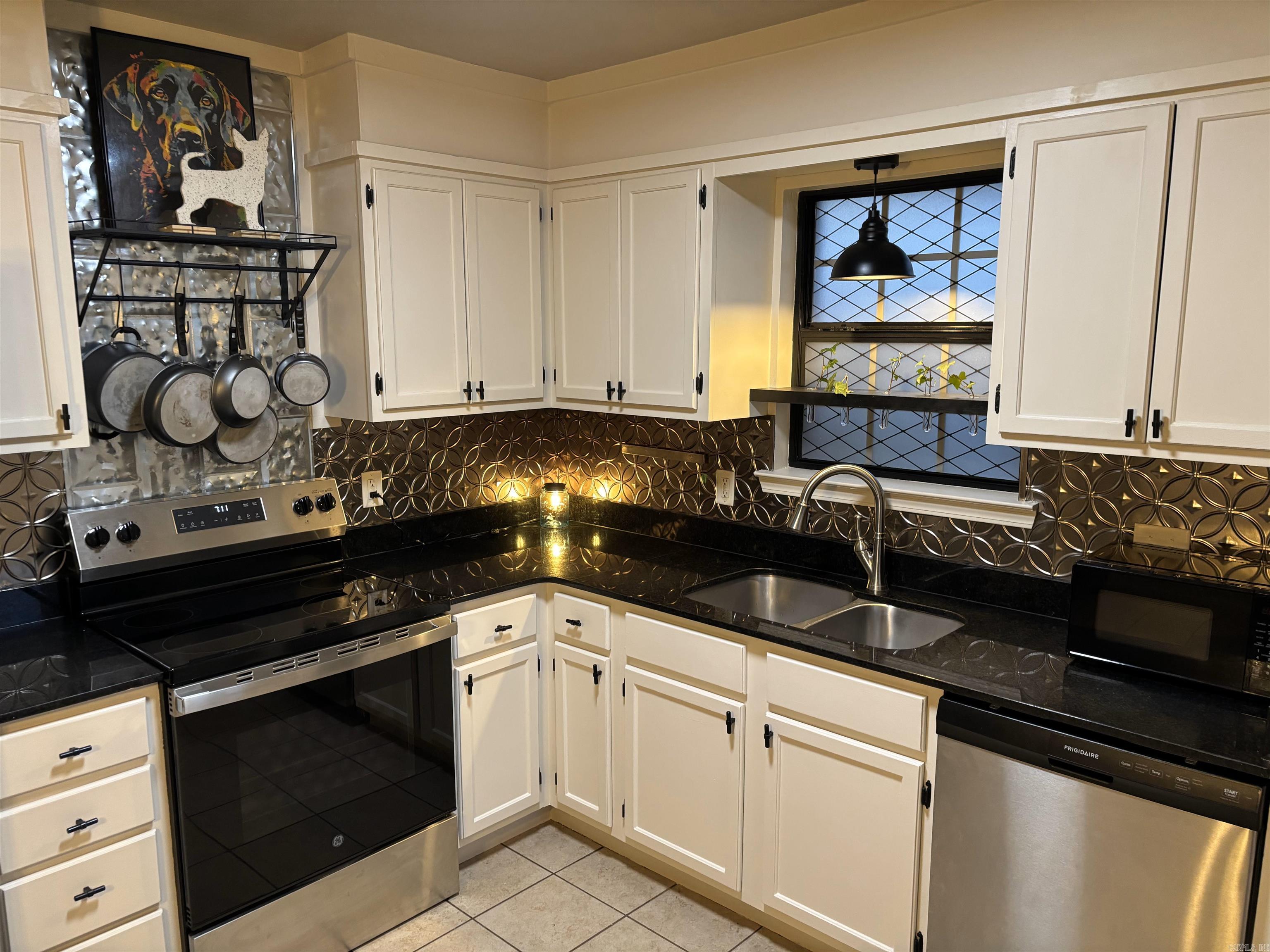 Brownstone - Residential