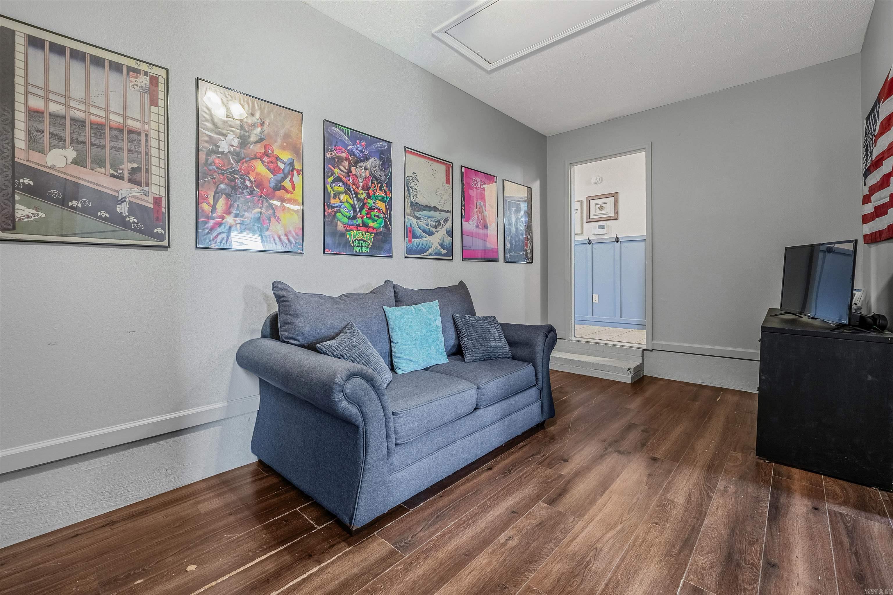Brownstone - Residential