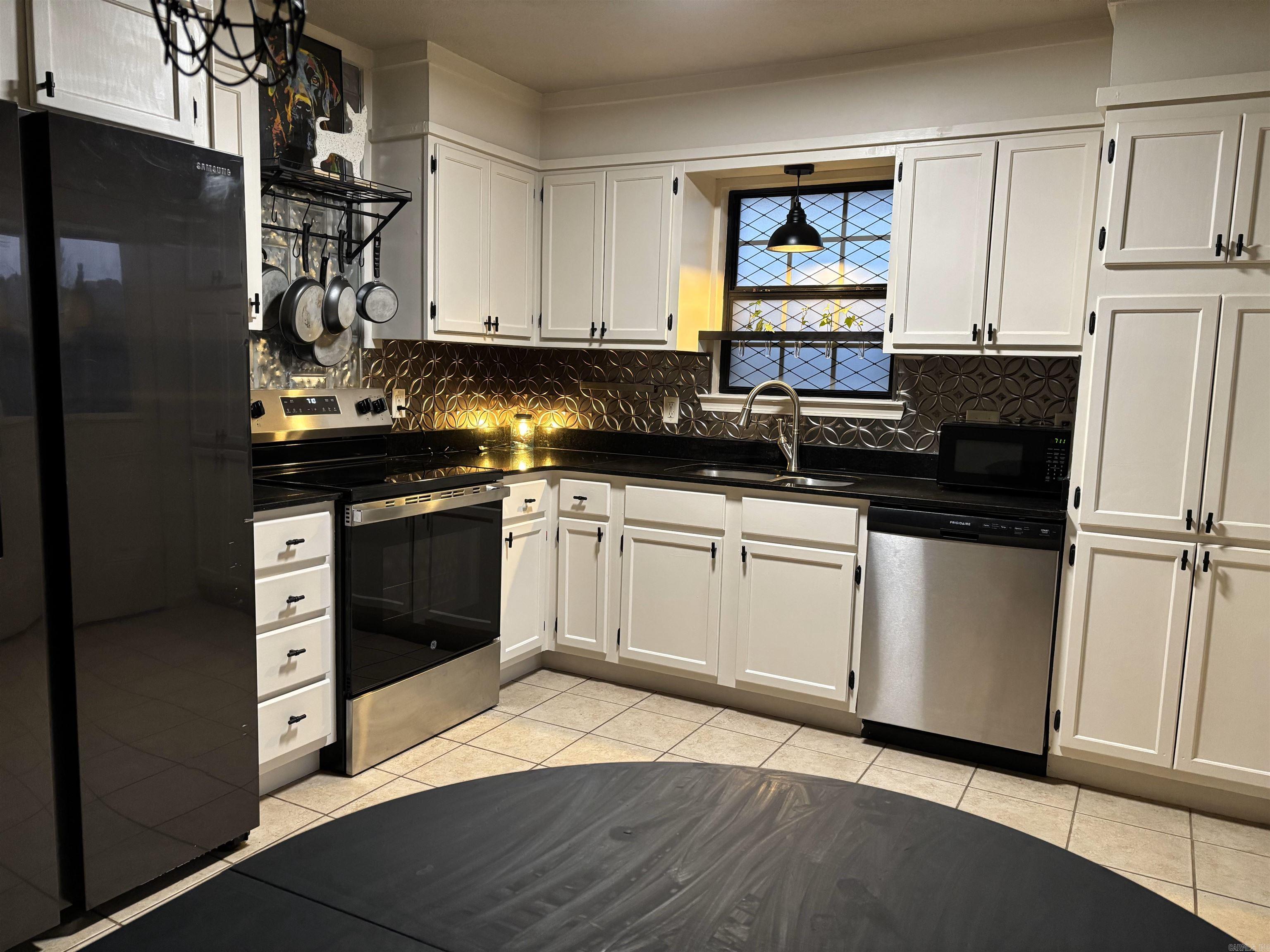 Brownstone - Residential