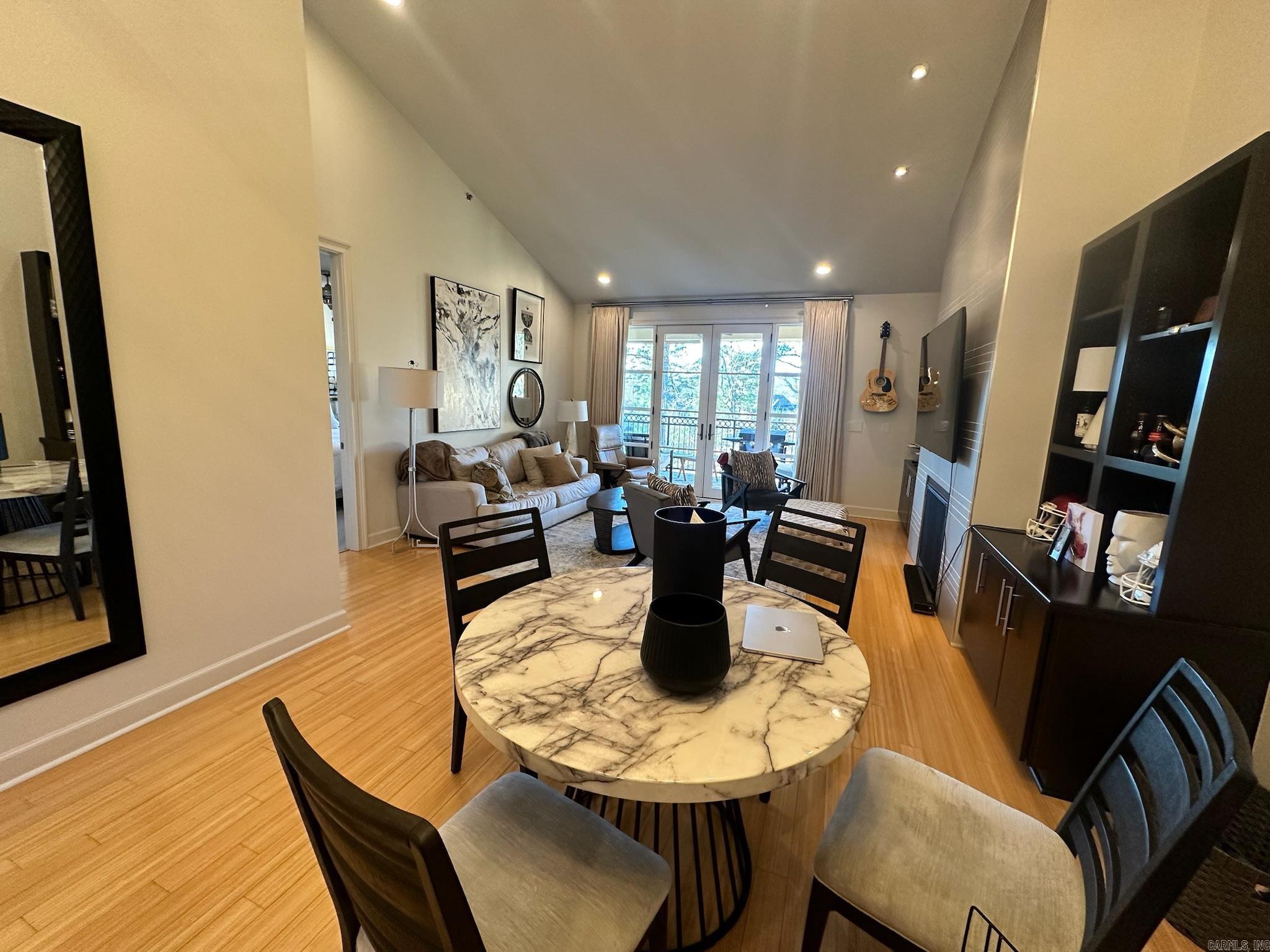 CHENAL WOODS HPR - Residential