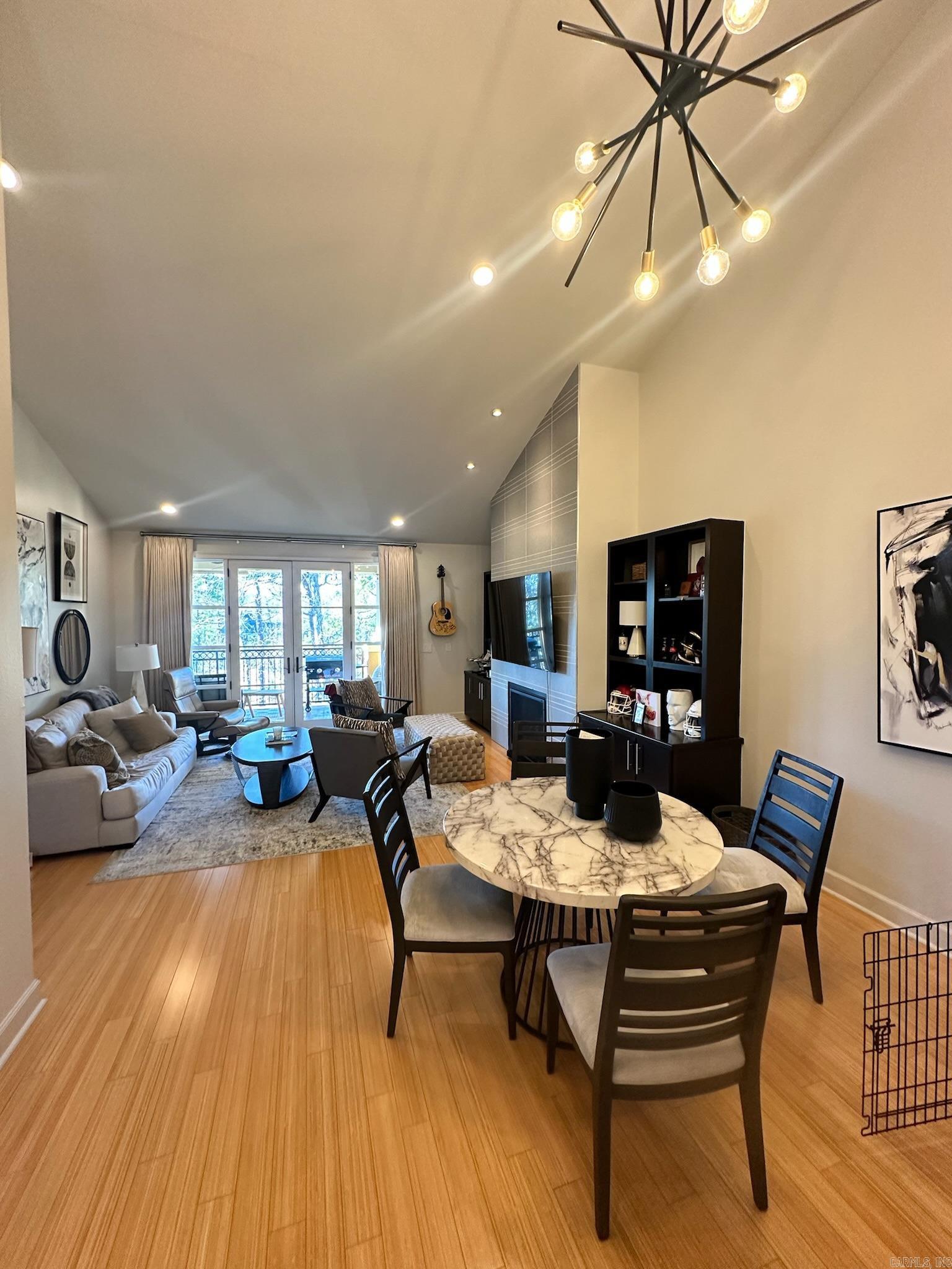 CHENAL WOODS HPR - Residential
