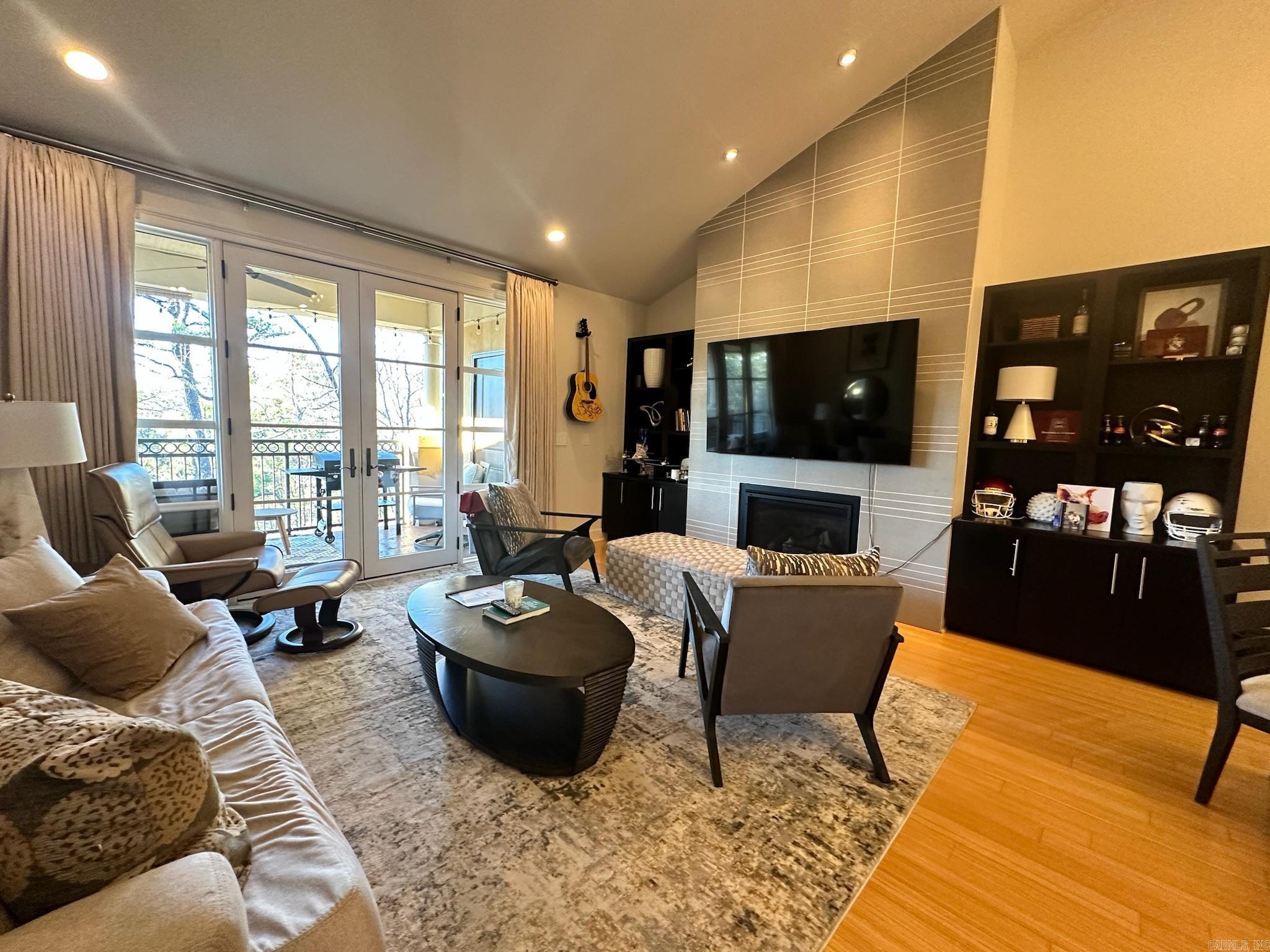 CHENAL WOODS HPR - Residential