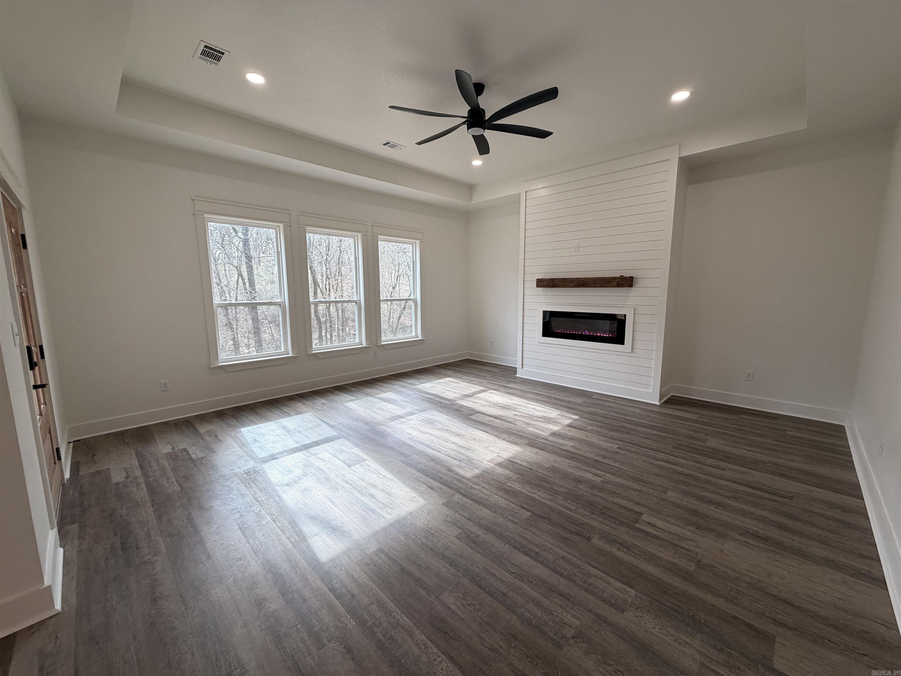 ROSE CREEK - Residential