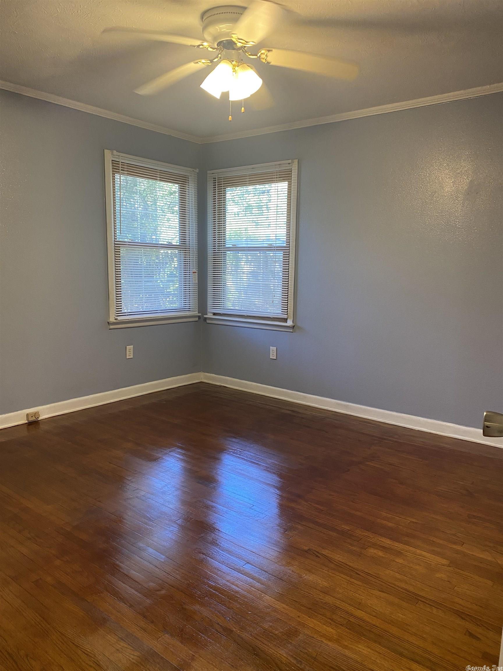 VALLEY VIEW - Residential