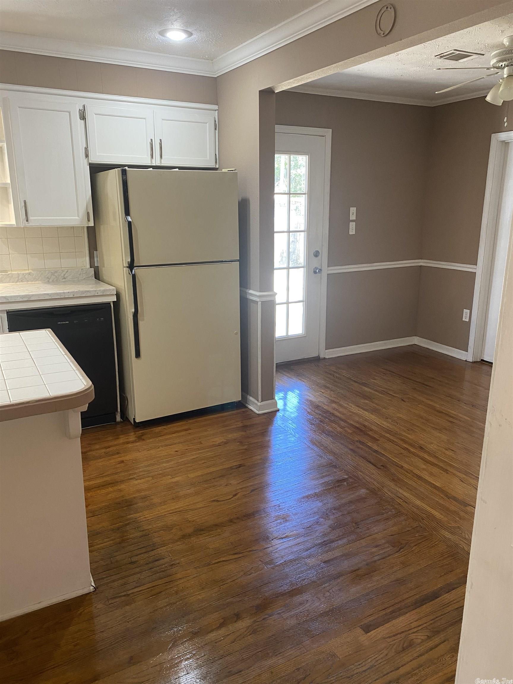 VALLEY VIEW - Residential