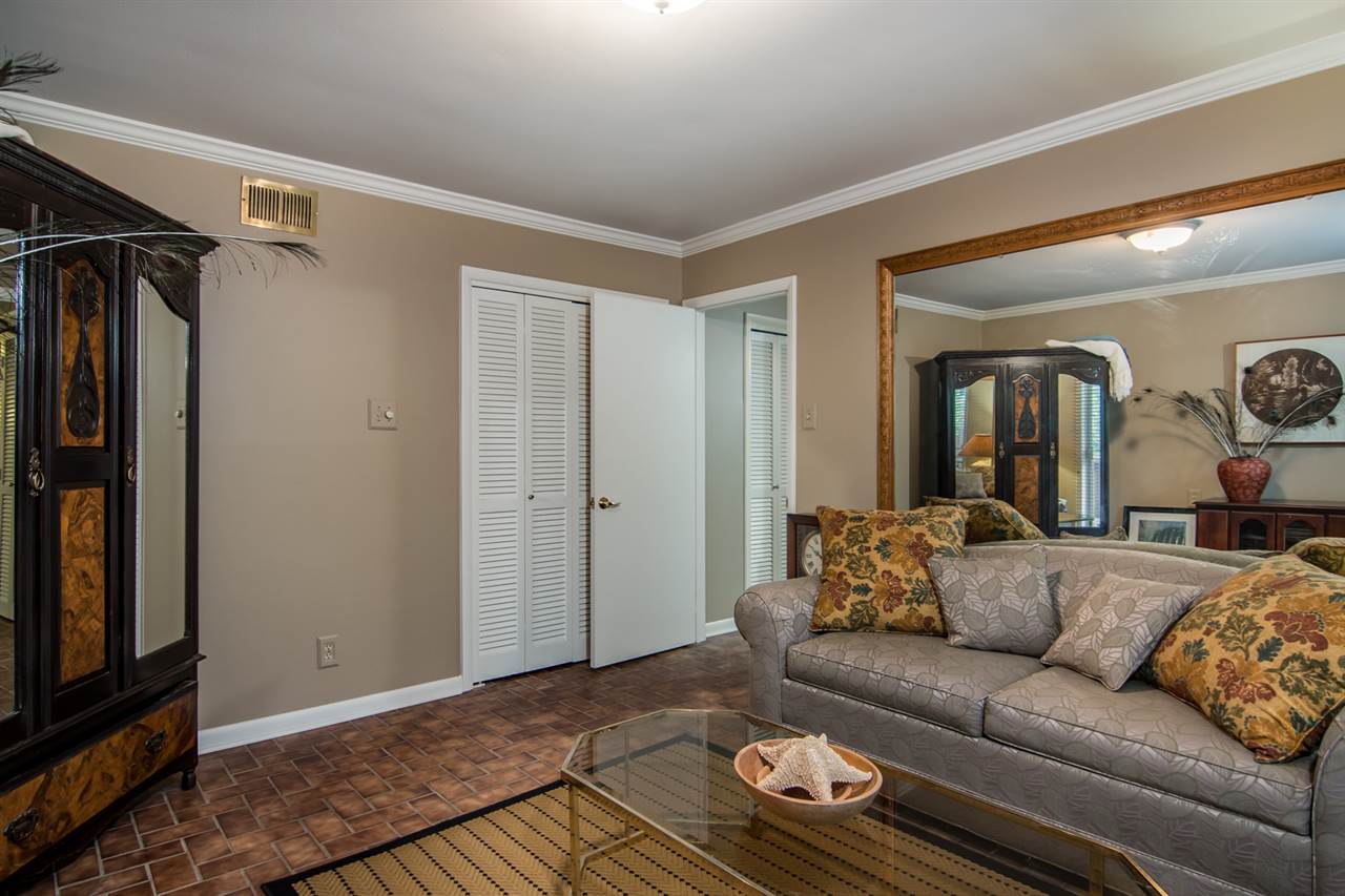 Robinwood - Residential
