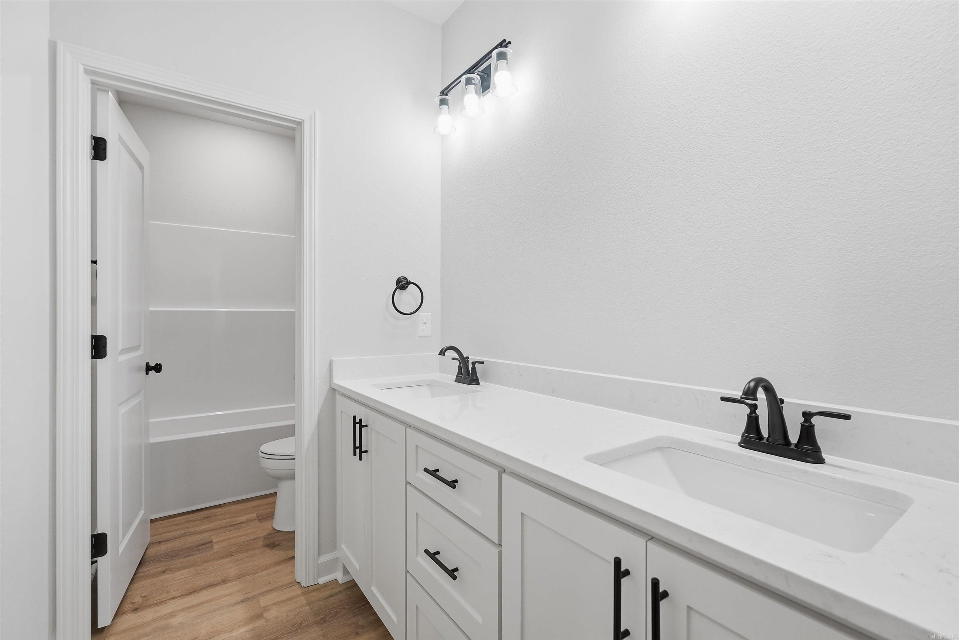 MOUNT TABOR ESTATES - Residential