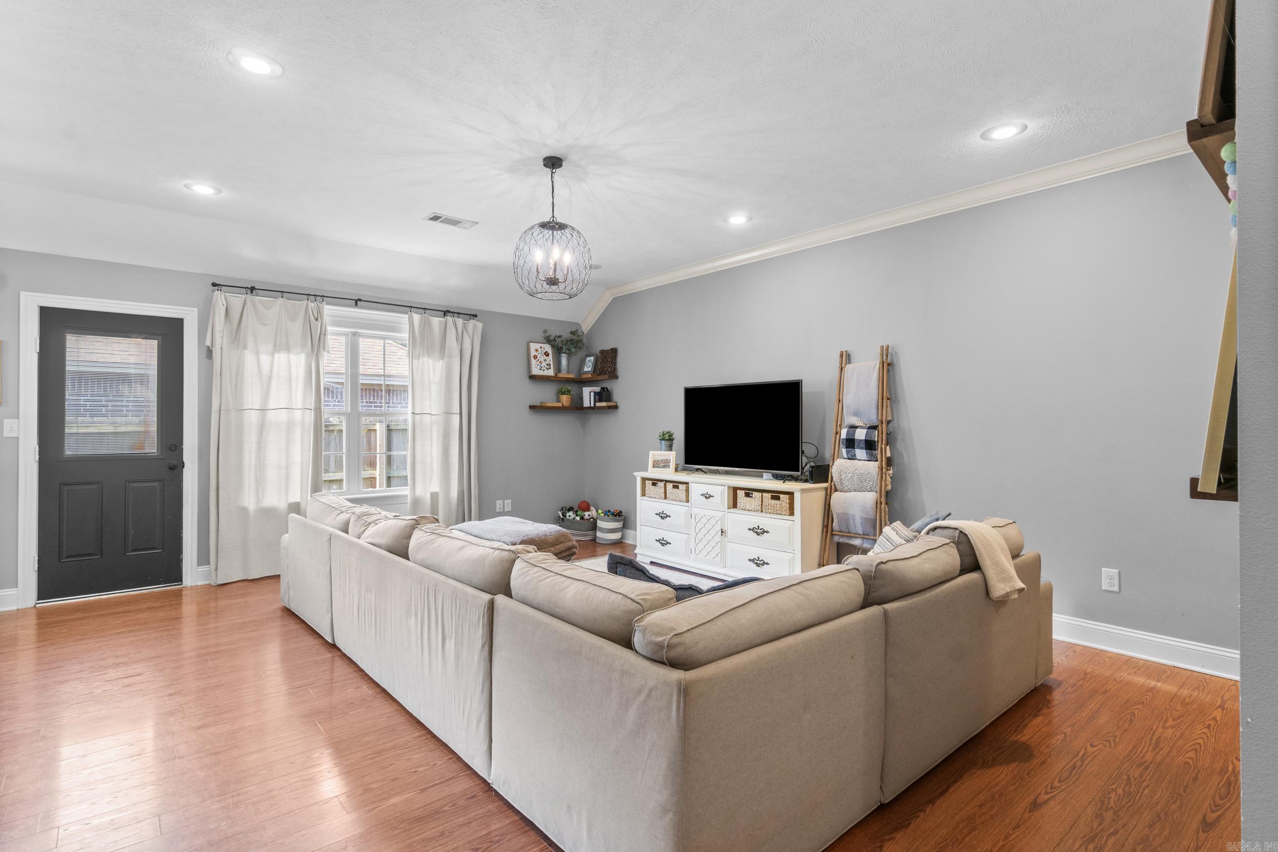 PROVIDENCE PLACE - Residential