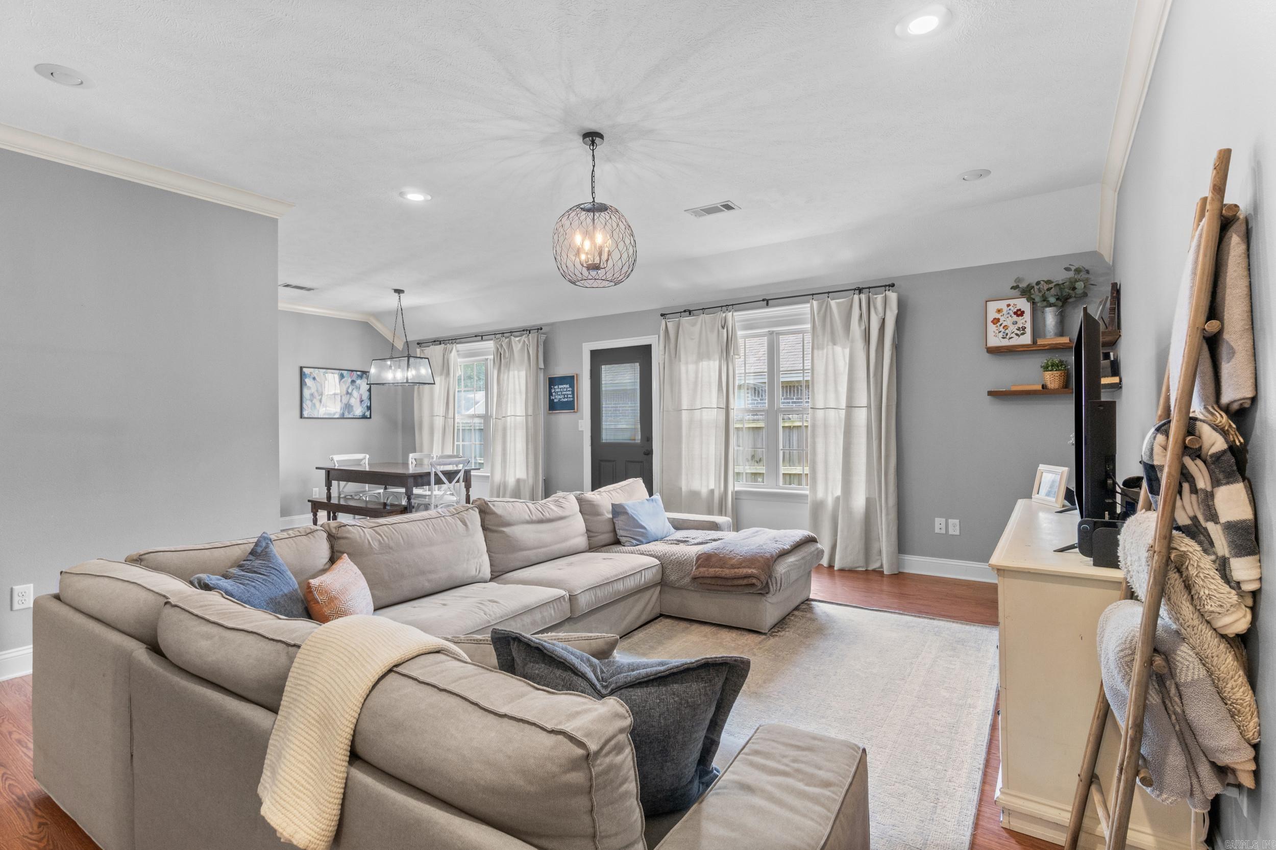 PROVIDENCE PLACE - Residential
