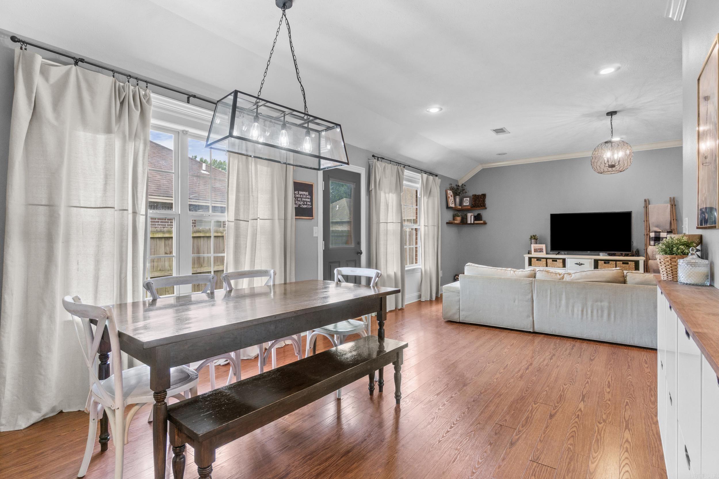PROVIDENCE PLACE - Residential