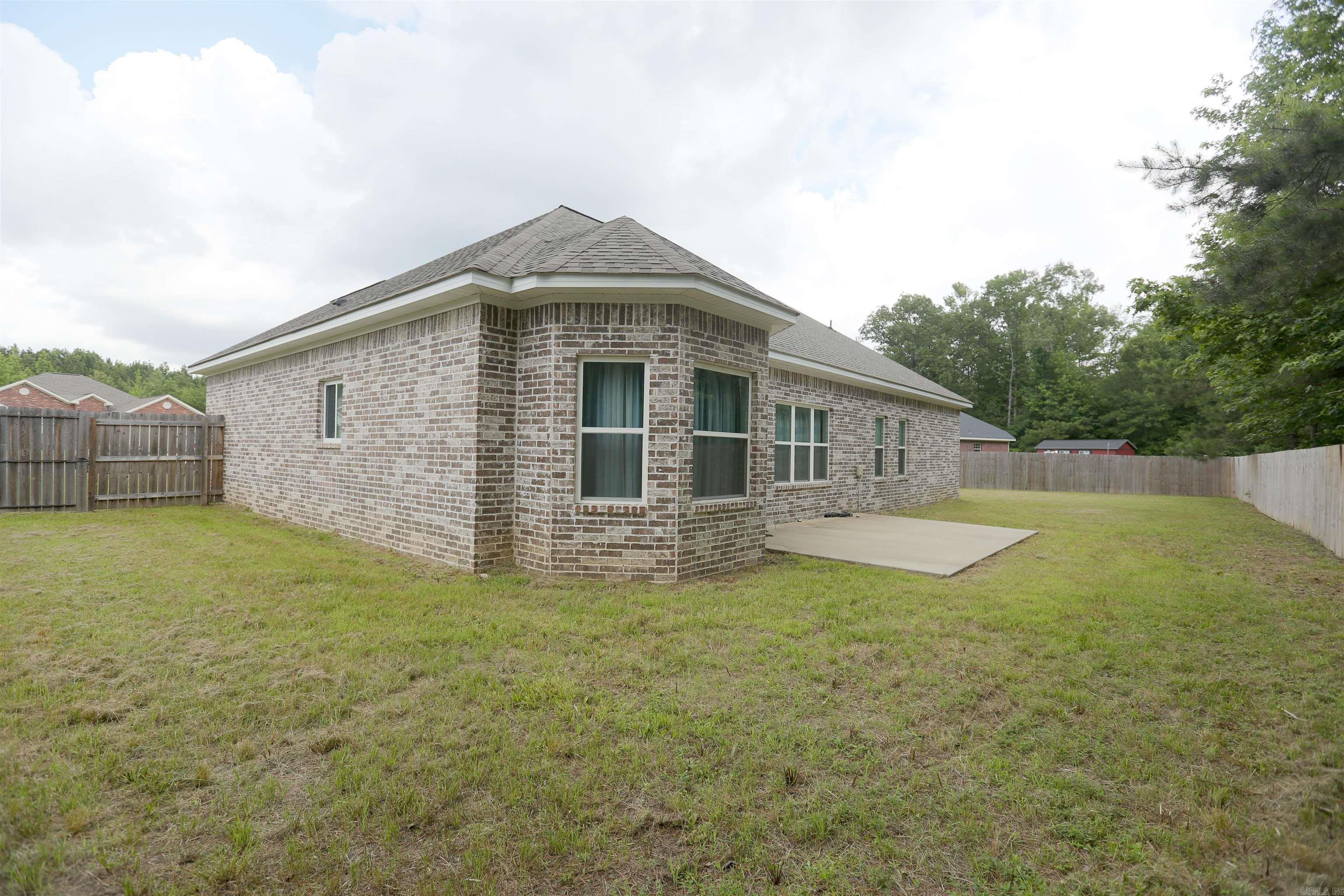 Daniel Oaks - Residential