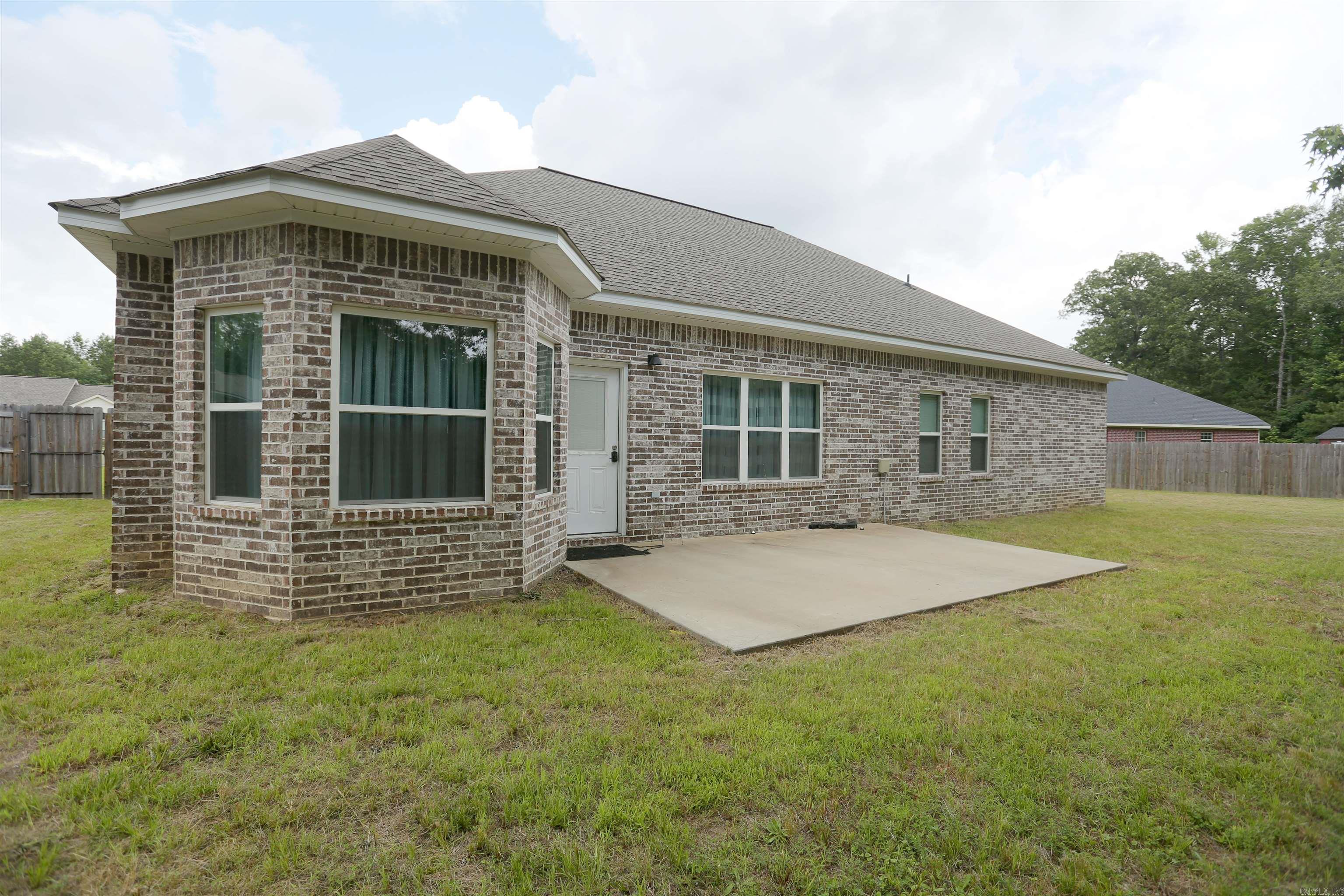 Daniel Oaks - Residential
