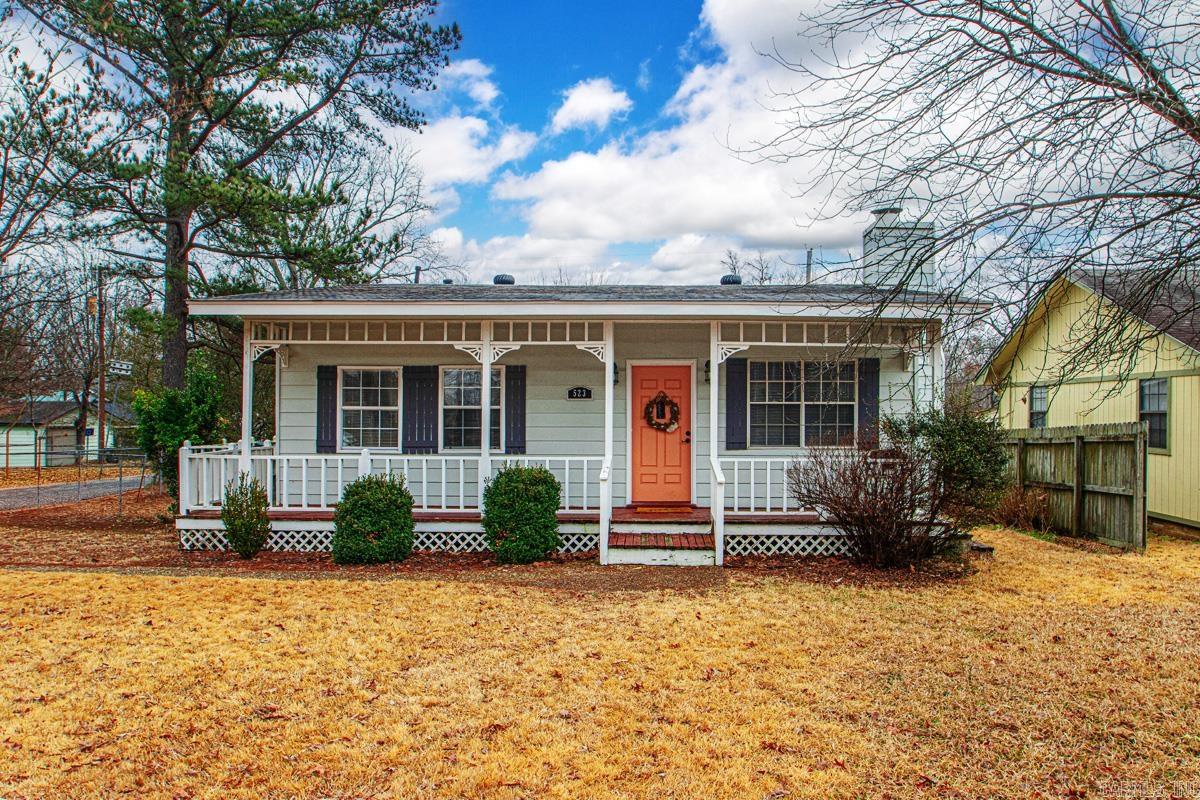 There’s something special about a home that just feels easy. 523 Grandview is exactly that. From the moment you pull up, the fresh exterior paint gives it a clean, welcoming feel. Step inside and you’ll notice the new flooring underfoot, tying each space together with a fresh start kind of energy. The big ticket updates have already been handled with a newer roof, newer HVAC, and a new water heater. Instead of worrying about what might need replacing, you can focus on settling in and making it yours. With three bedrooms and two full baths, there’s space to grow, host, or simply spread out. The spacious primary suite feels like a true retreat at the end of the day with plenty of room to unwind and recharge. Conveniently located in Sherwood, you’re just minutes from local shopping, dining, parks, and schools. Close to what you need, tucked into a neighborhood that feels like home. Whether you’re buying your very first house or adding a solid property to your investment portfolio, this one simply makes sense. It’s updated, move in ready, and waiting for its next chapter.