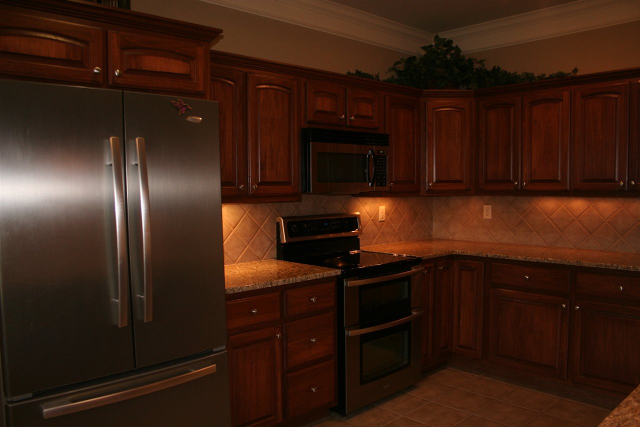 LEGACY VILLAGE - Residential