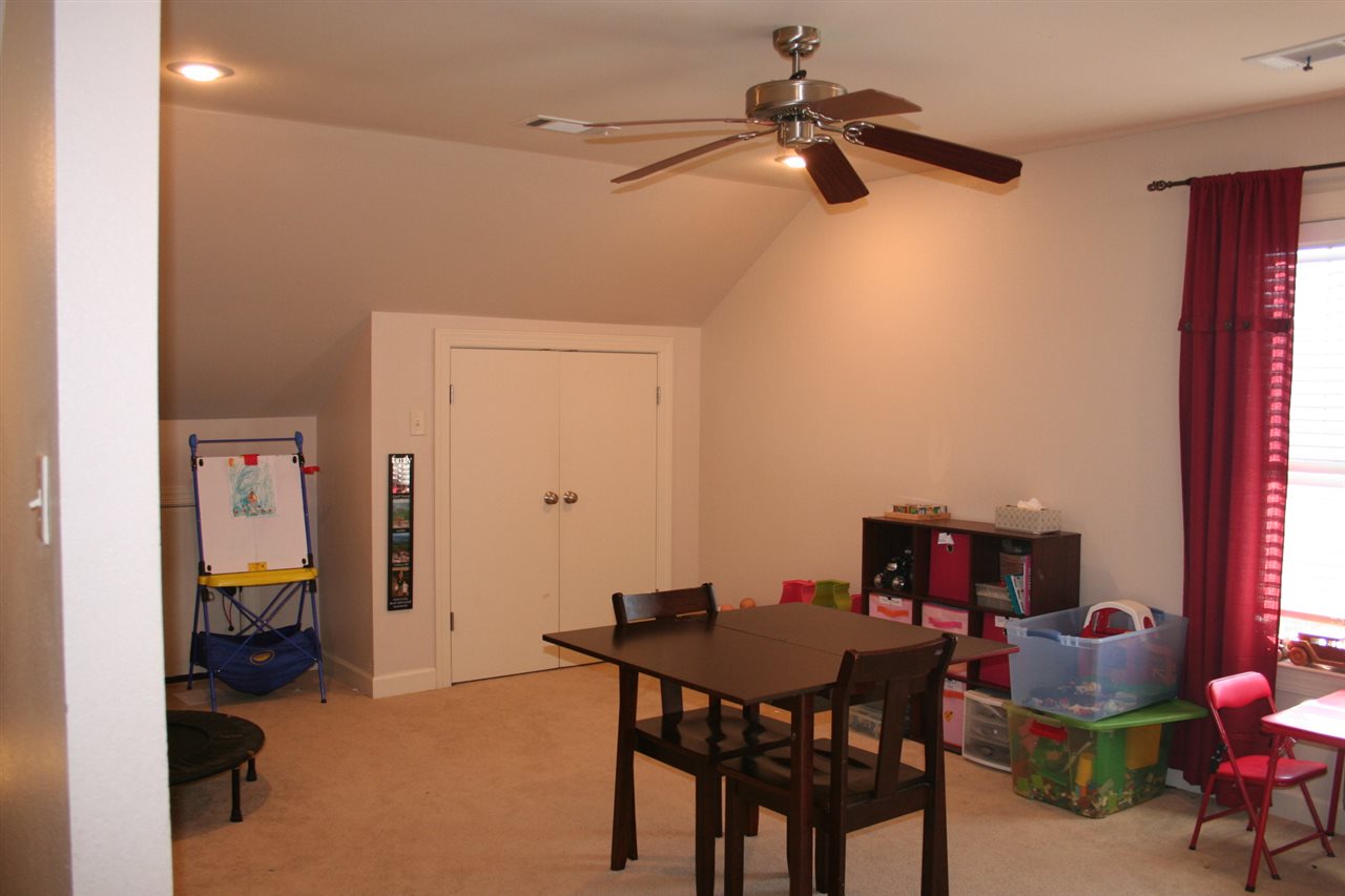 LEGACY VILLAGE - Residential