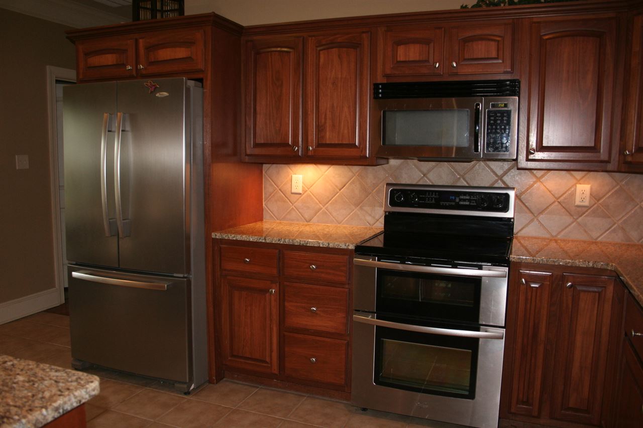 LEGACY VILLAGE - Residential