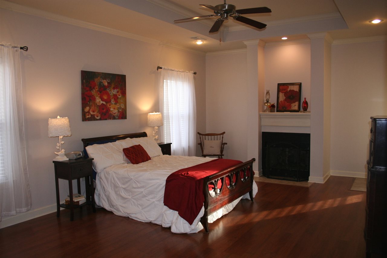 LEGACY VILLAGE - Residential