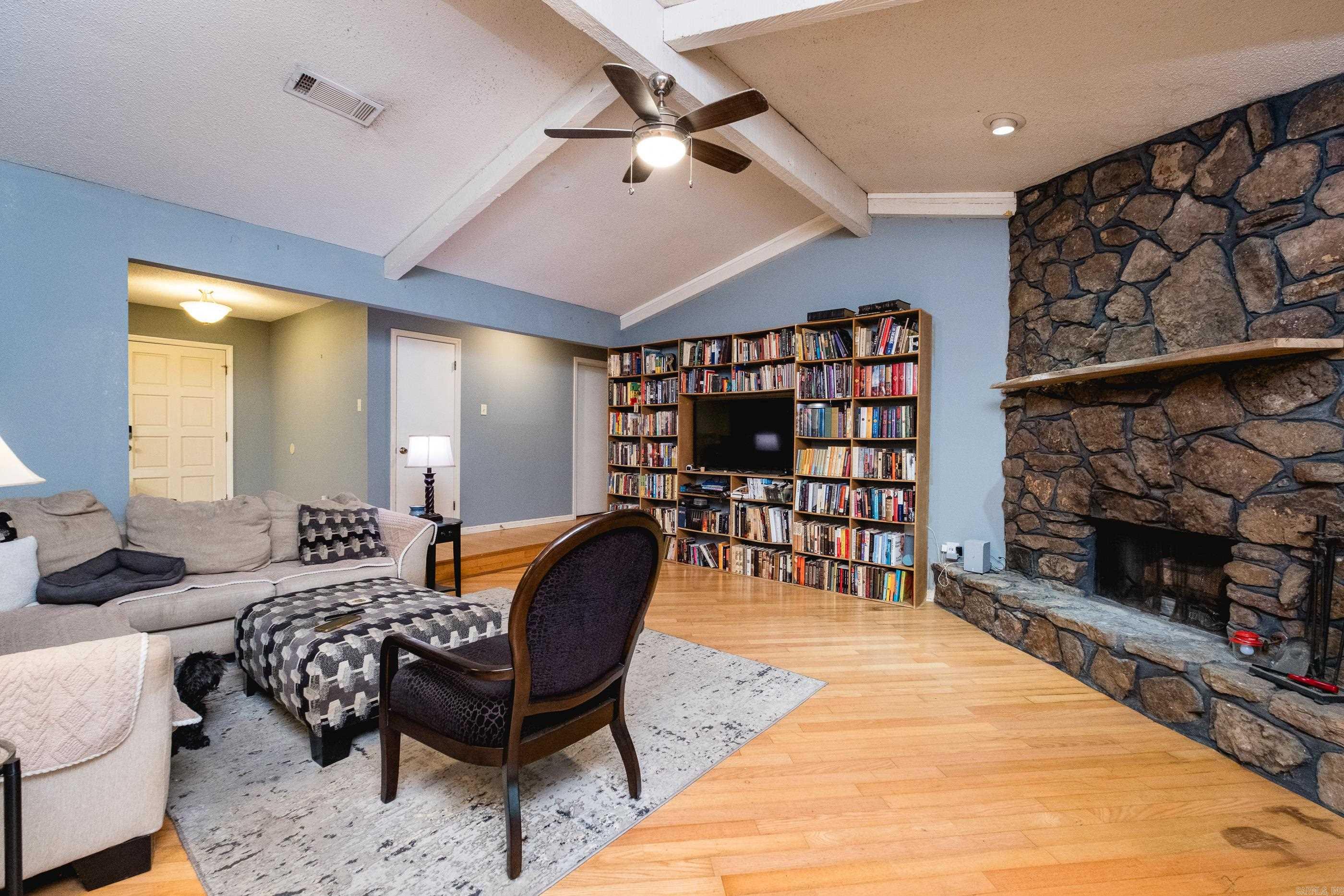 EAST MEADOW - Residential