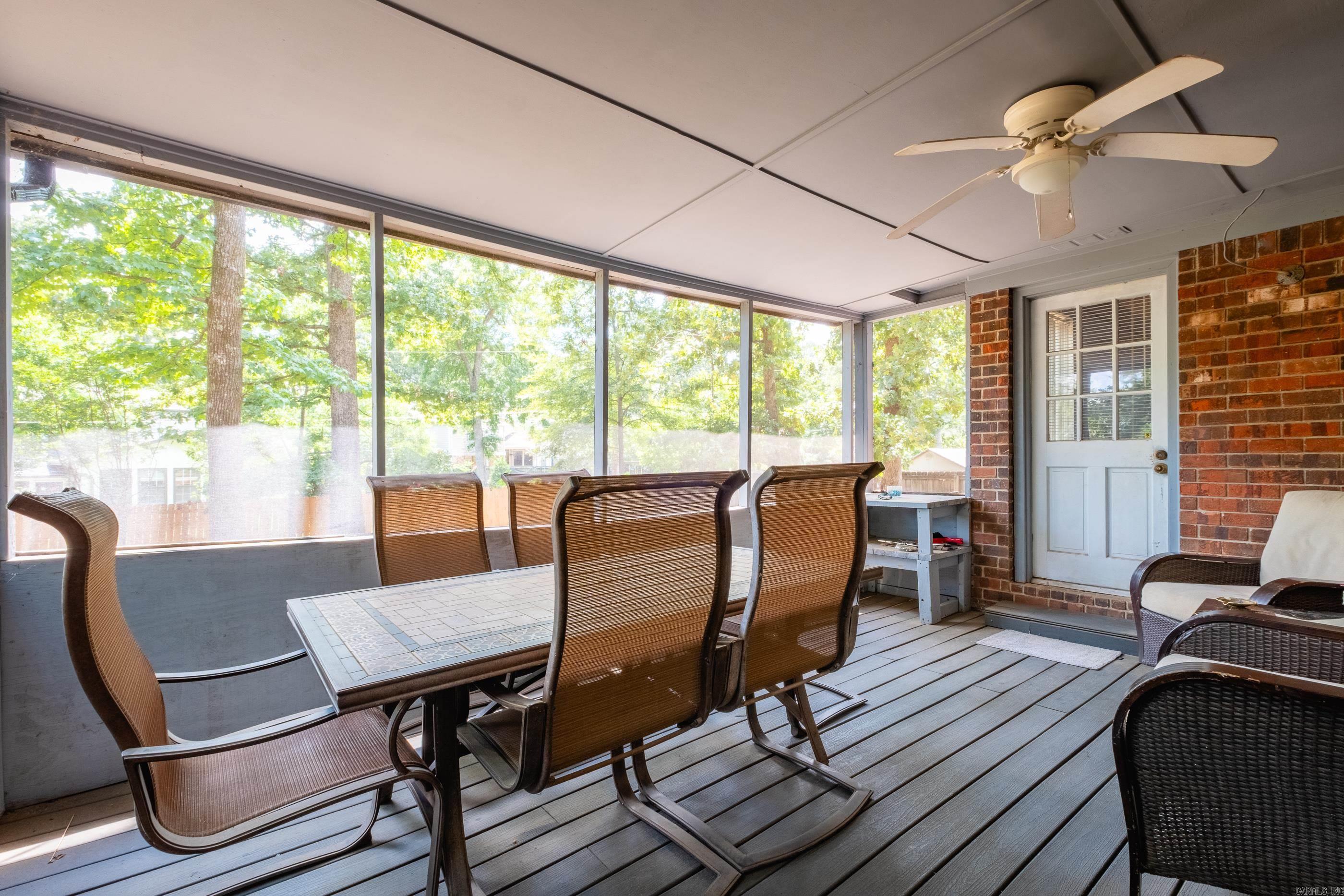 EAST MEADOW - Residential