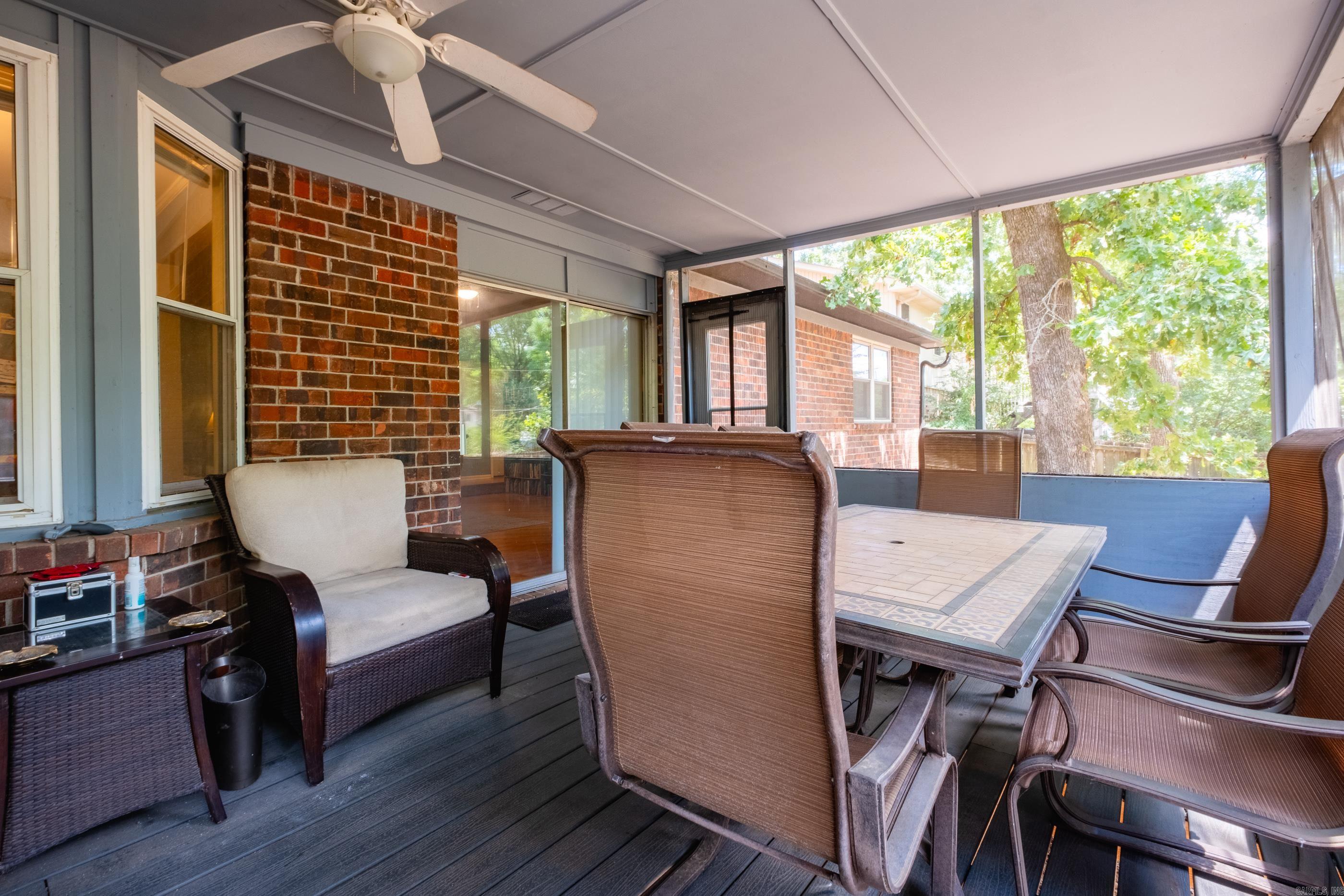 EAST MEADOW - Residential