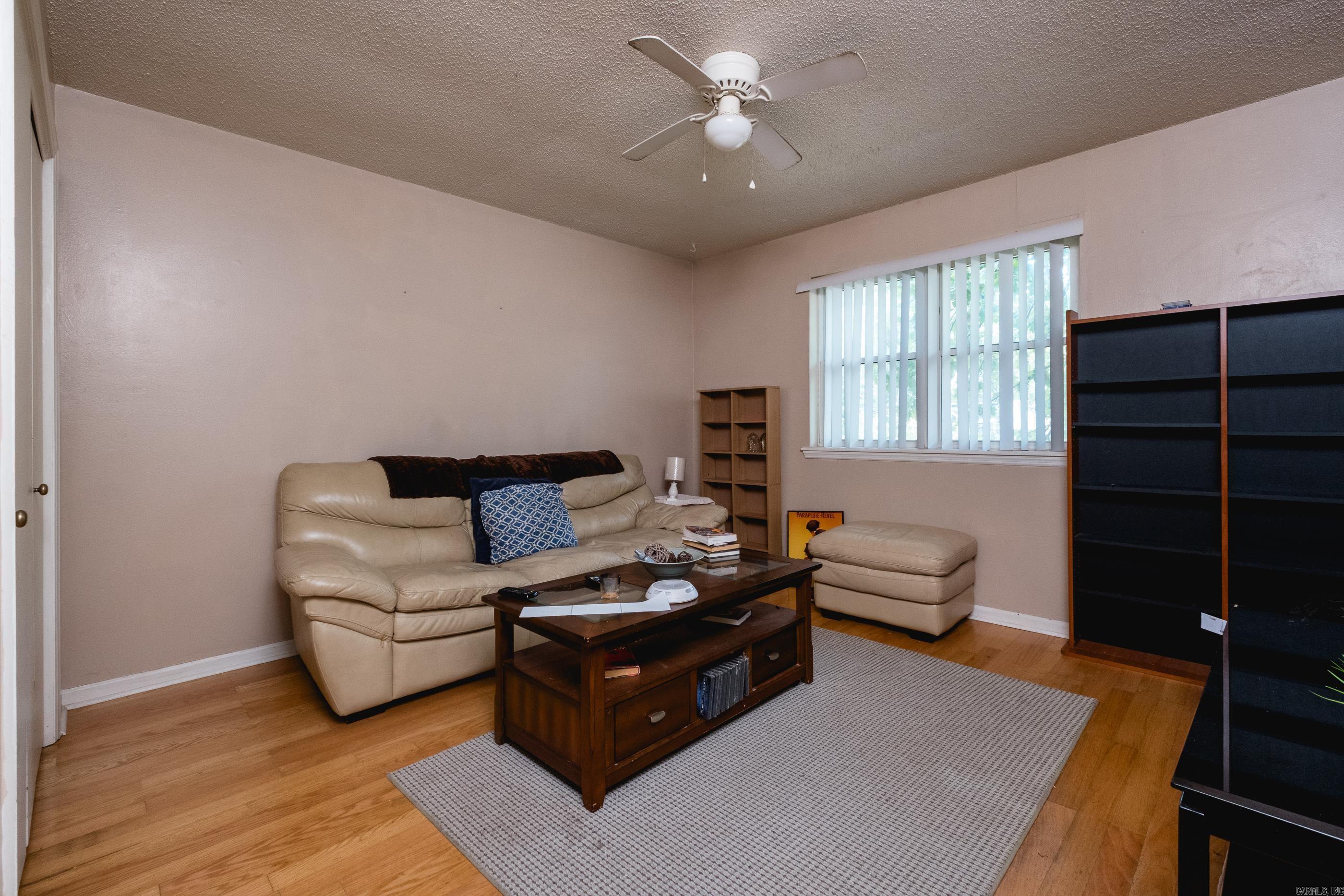 EAST MEADOW - Residential