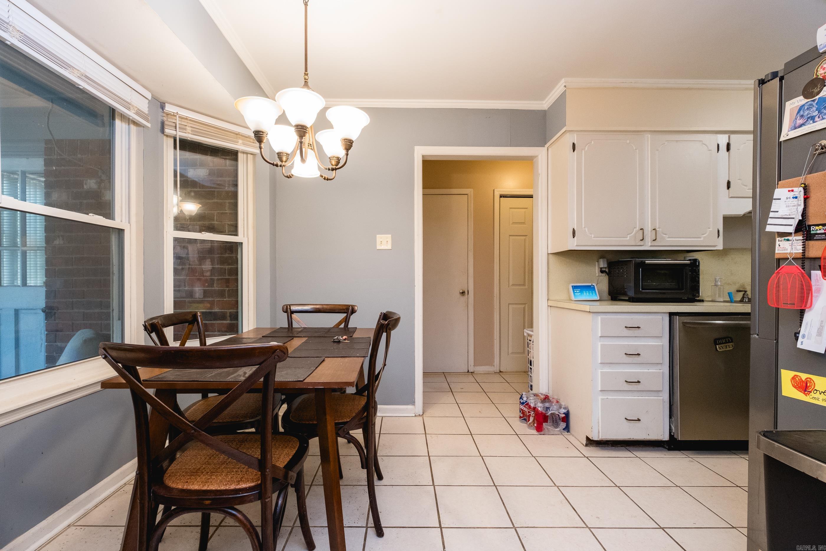 EAST MEADOW - Residential