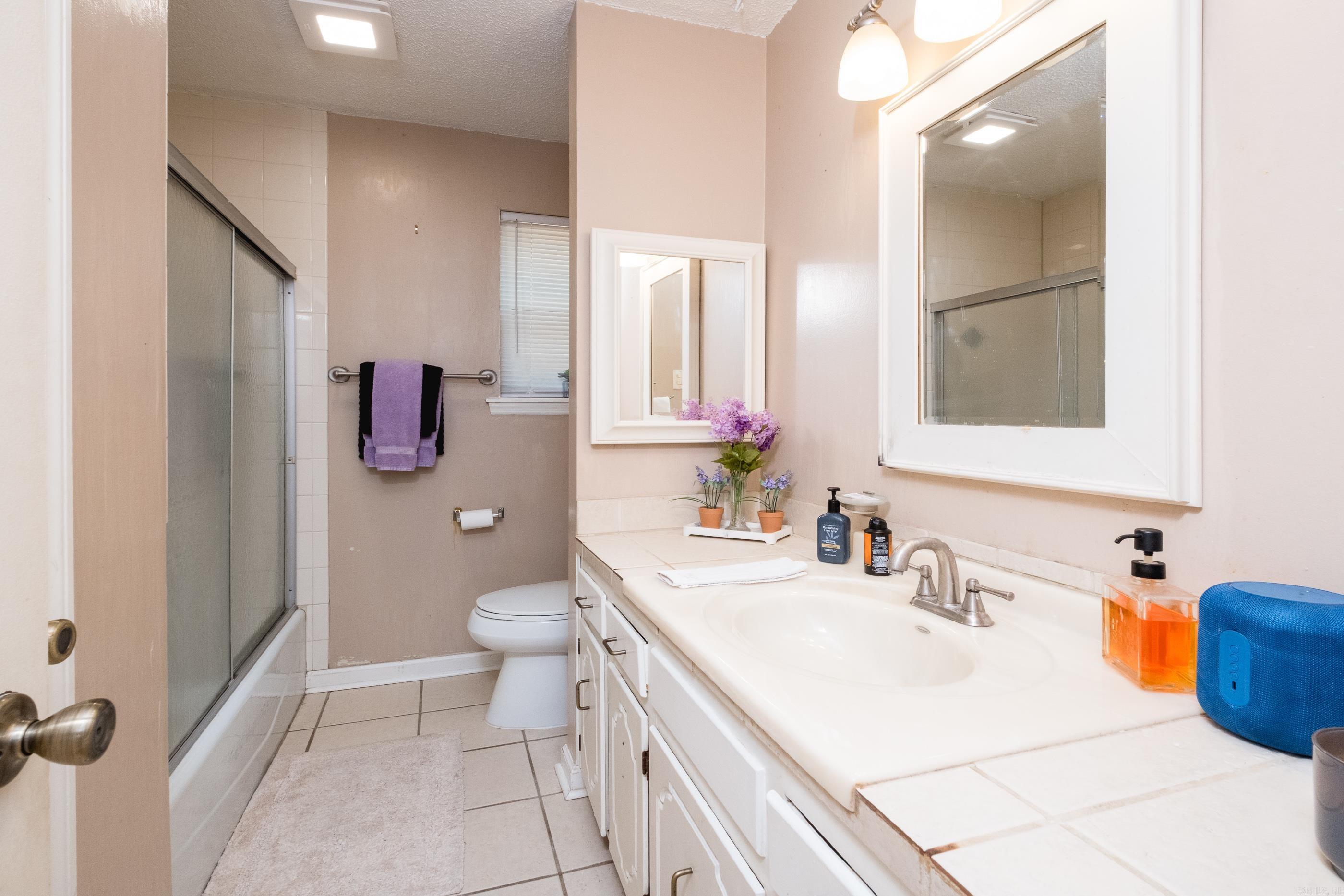 EAST MEADOW - Residential