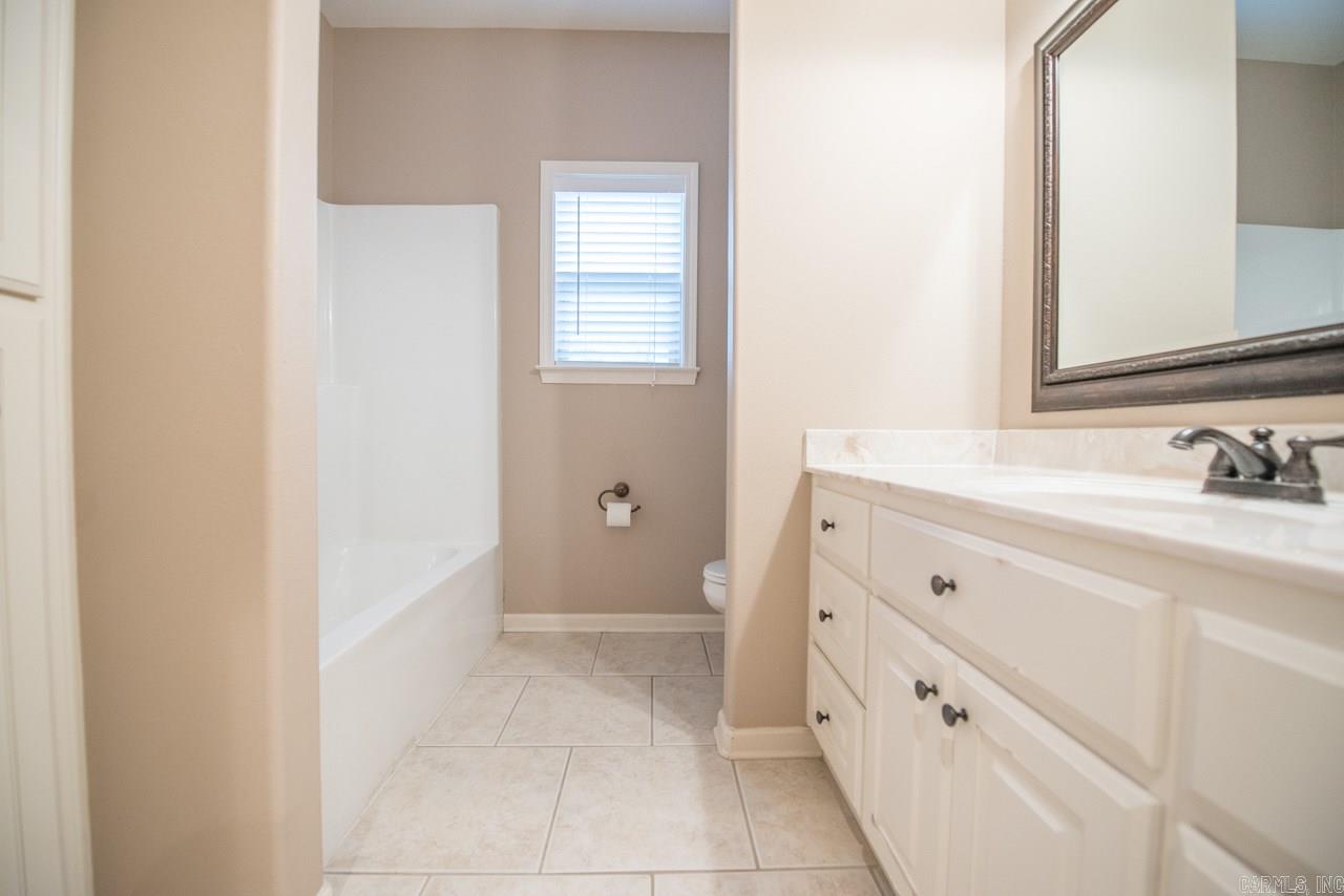 MILLERS CROSSING - Residential