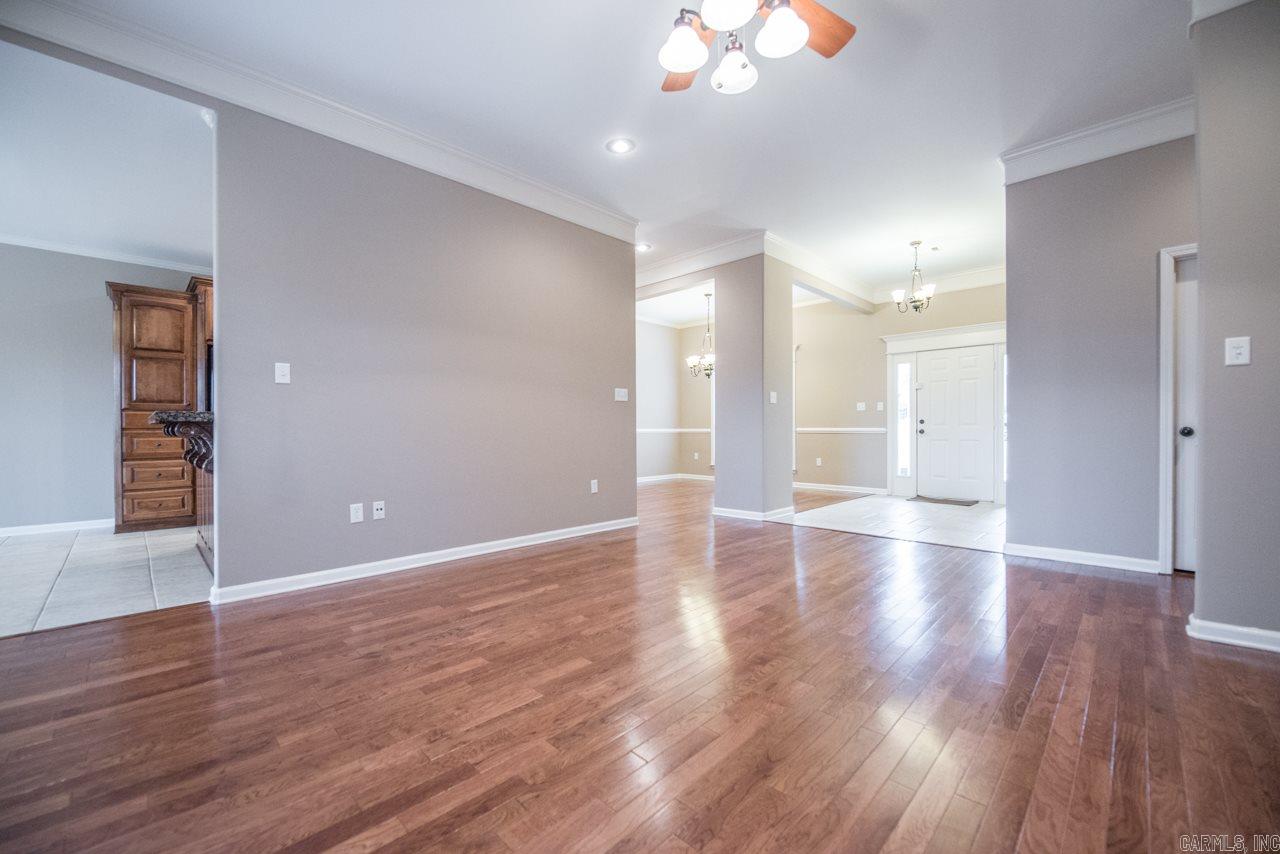 MILLERS CROSSING - Residential