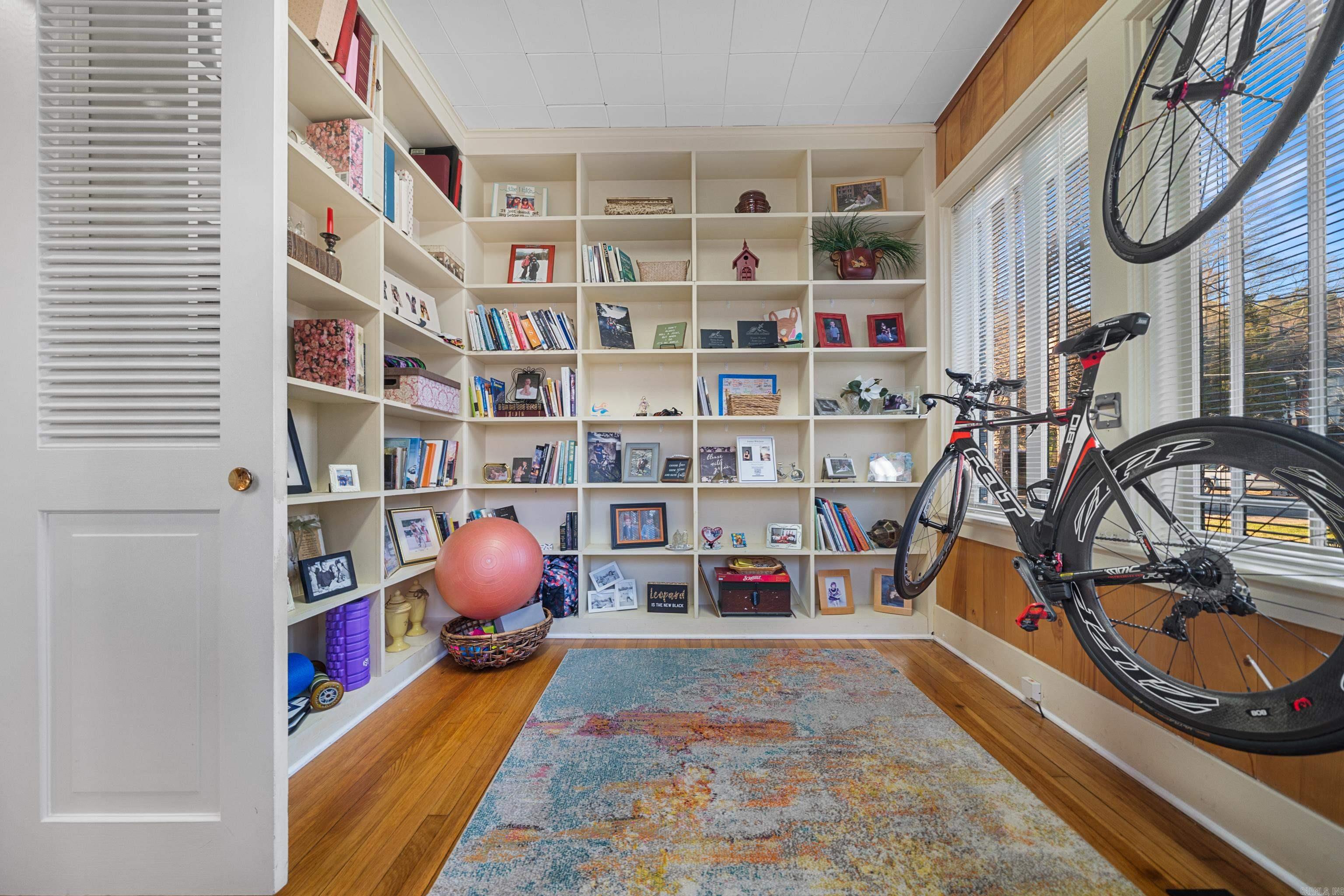 HSR BLK - Residential