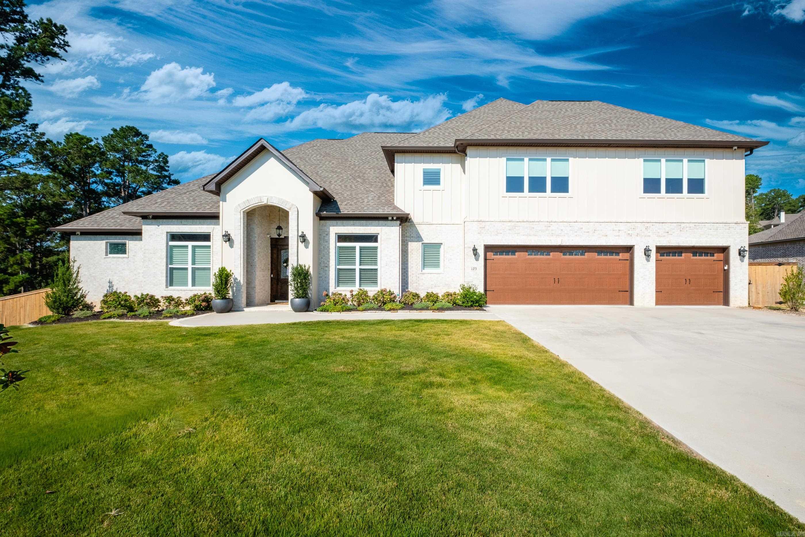 CHENAL VALLEY "FALSTONE COURT" - Residential