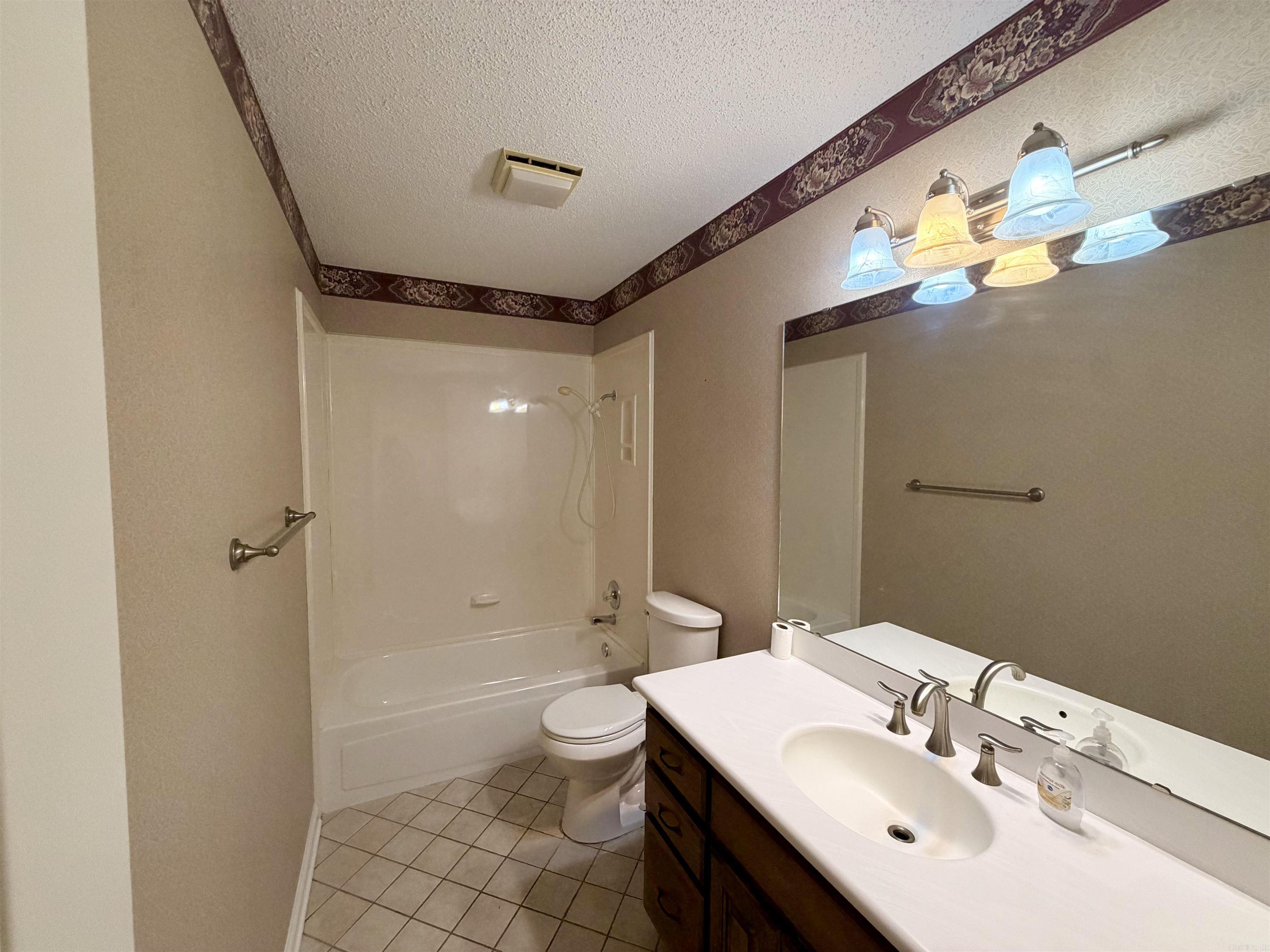 OAKBROOKE - Residential
