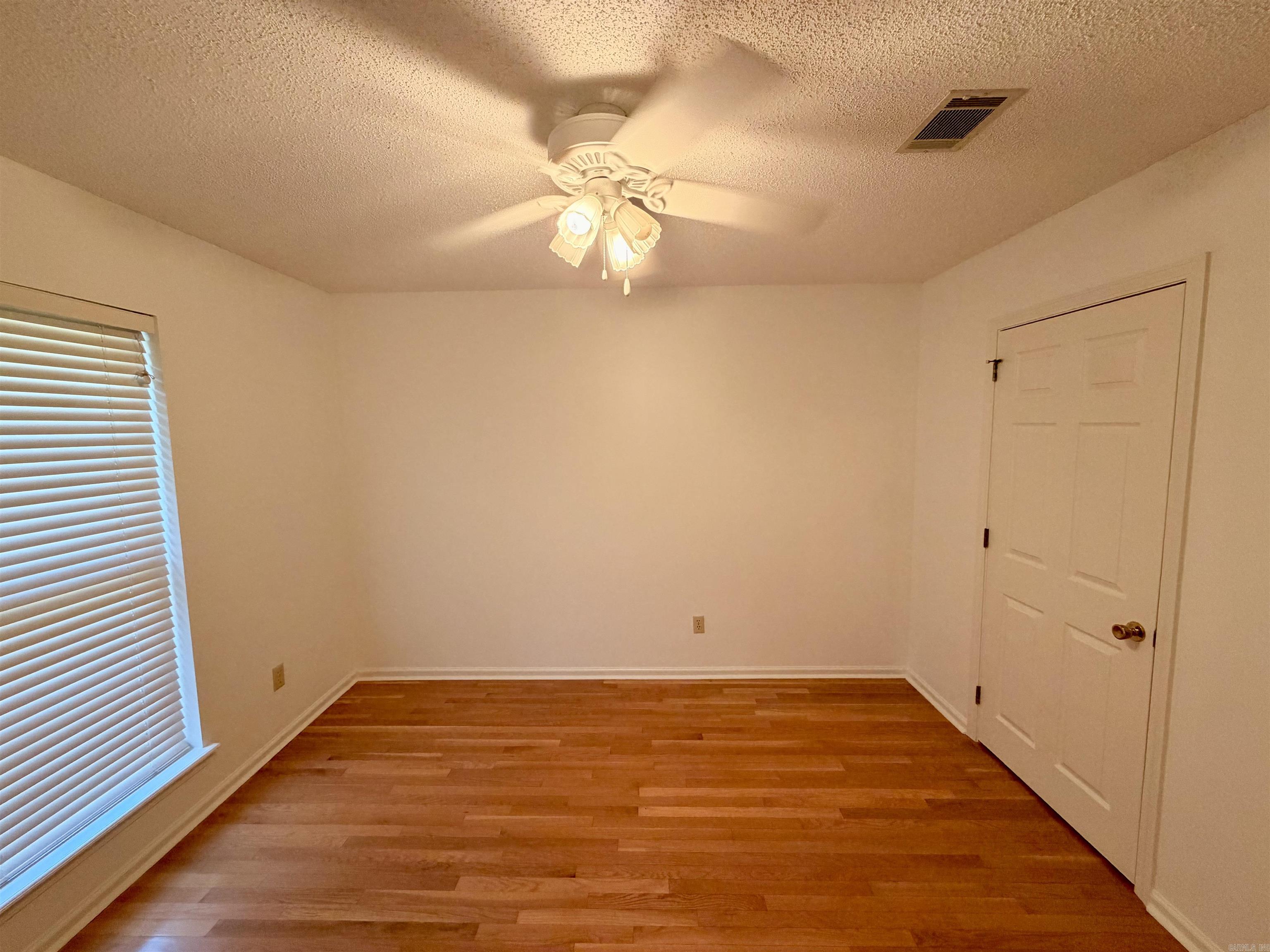 OAKBROOKE - Residential