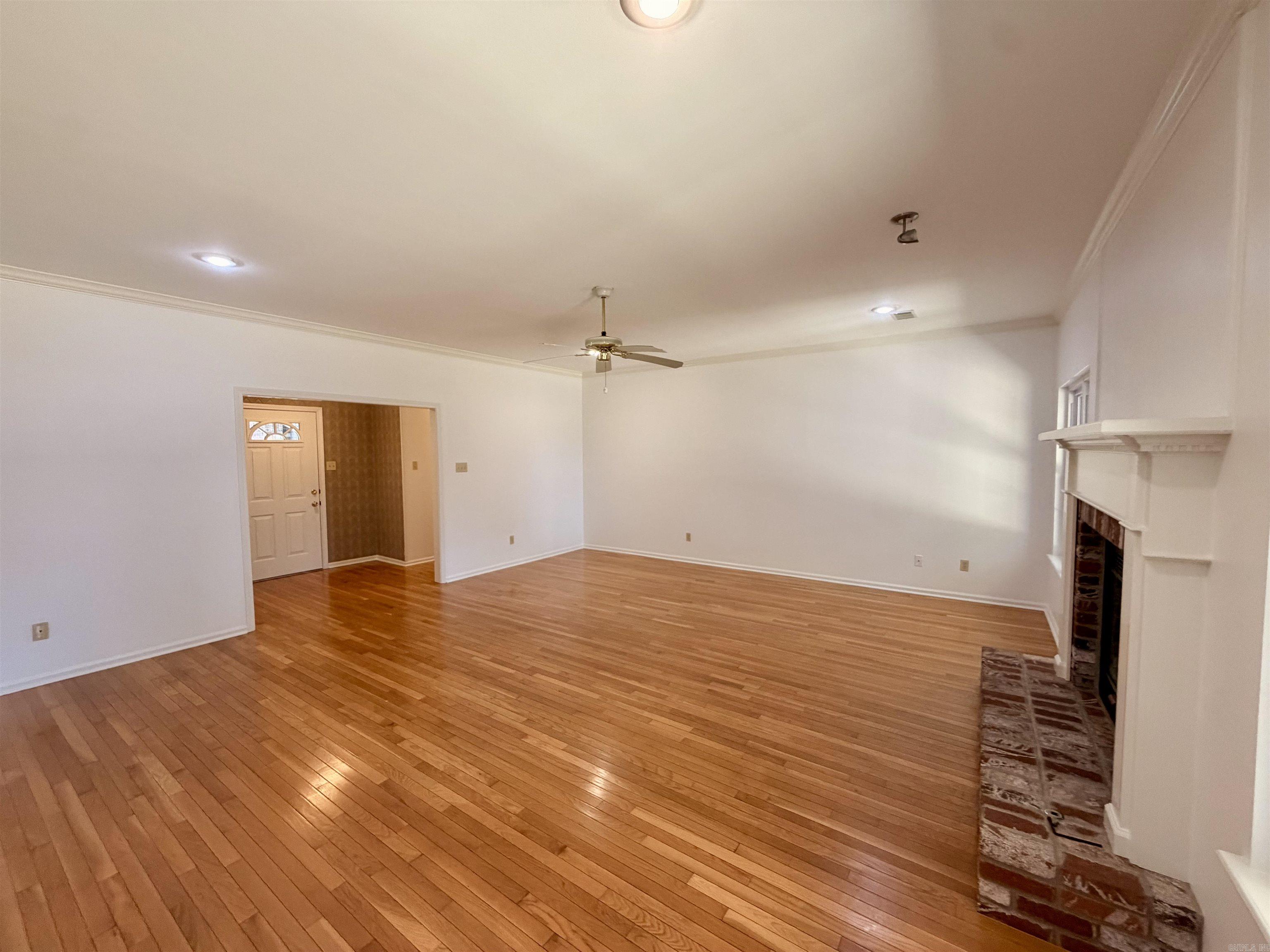 OAKBROOKE - Residential