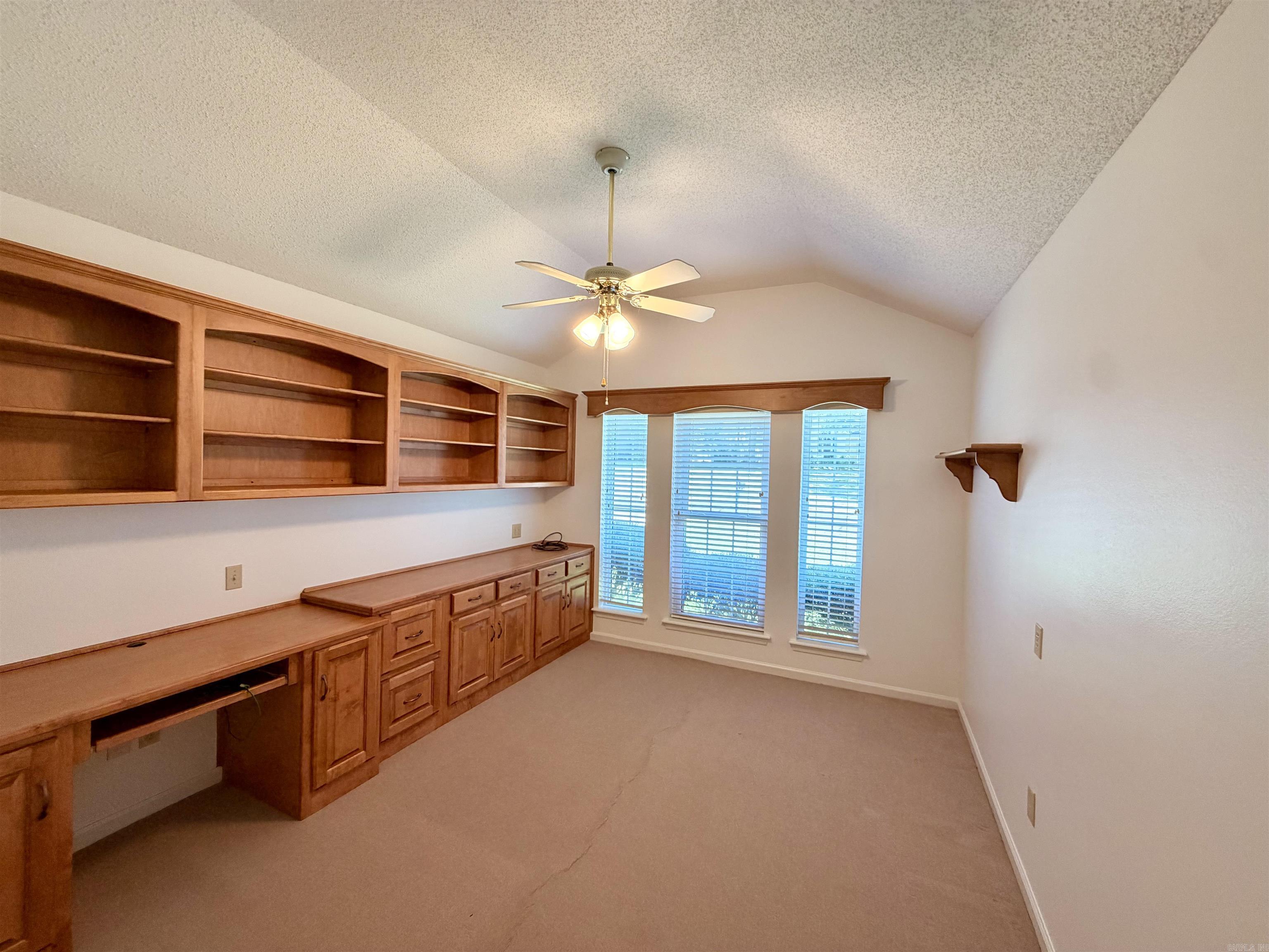 OAKBROOKE - Residential