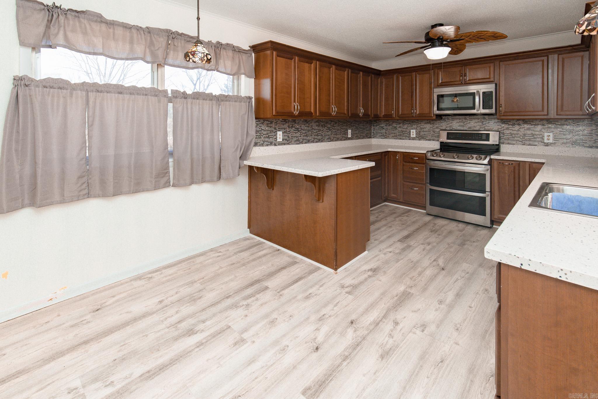 PINE GROVE - Residential
