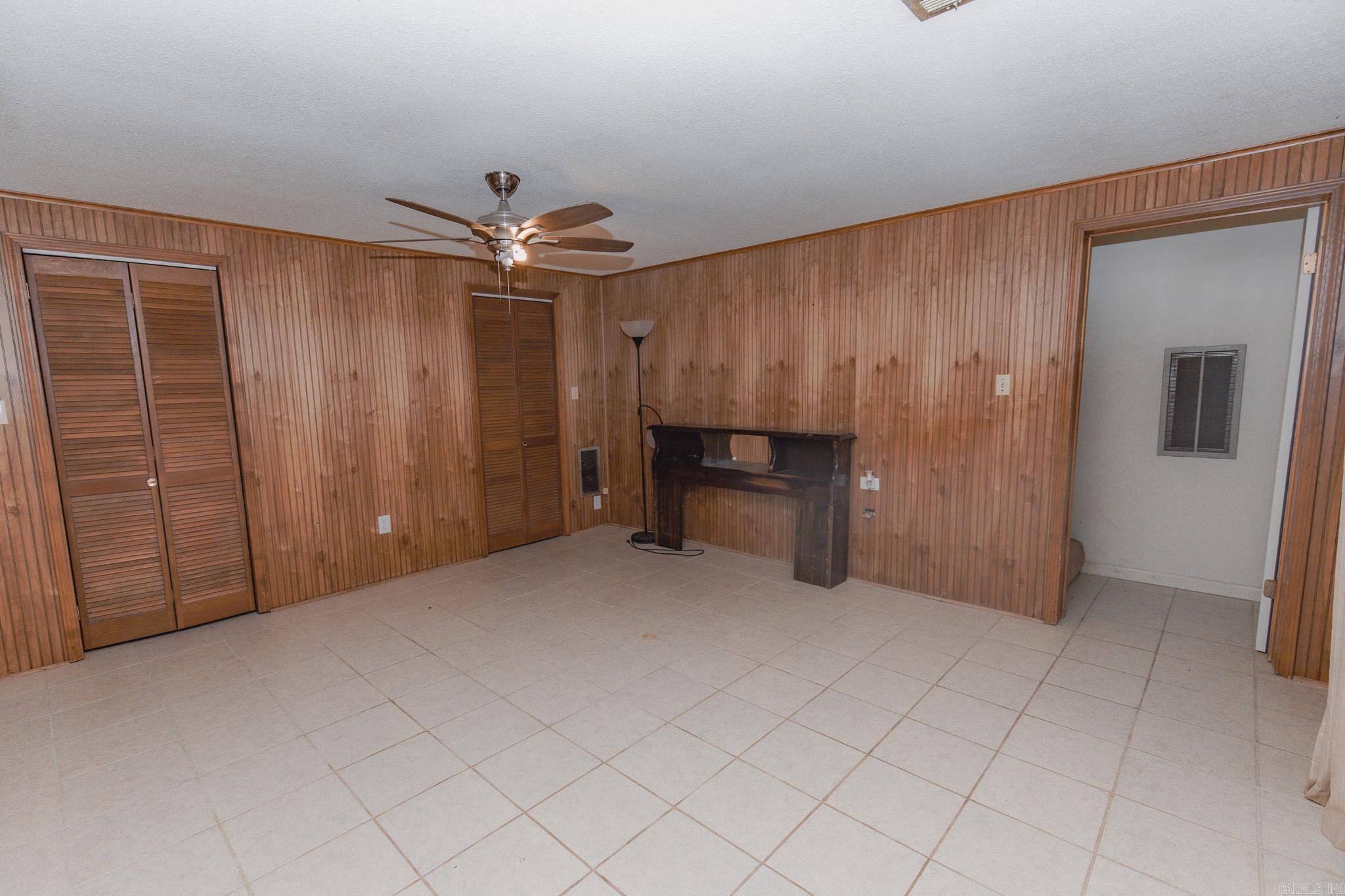 PINE GROVE - Residential