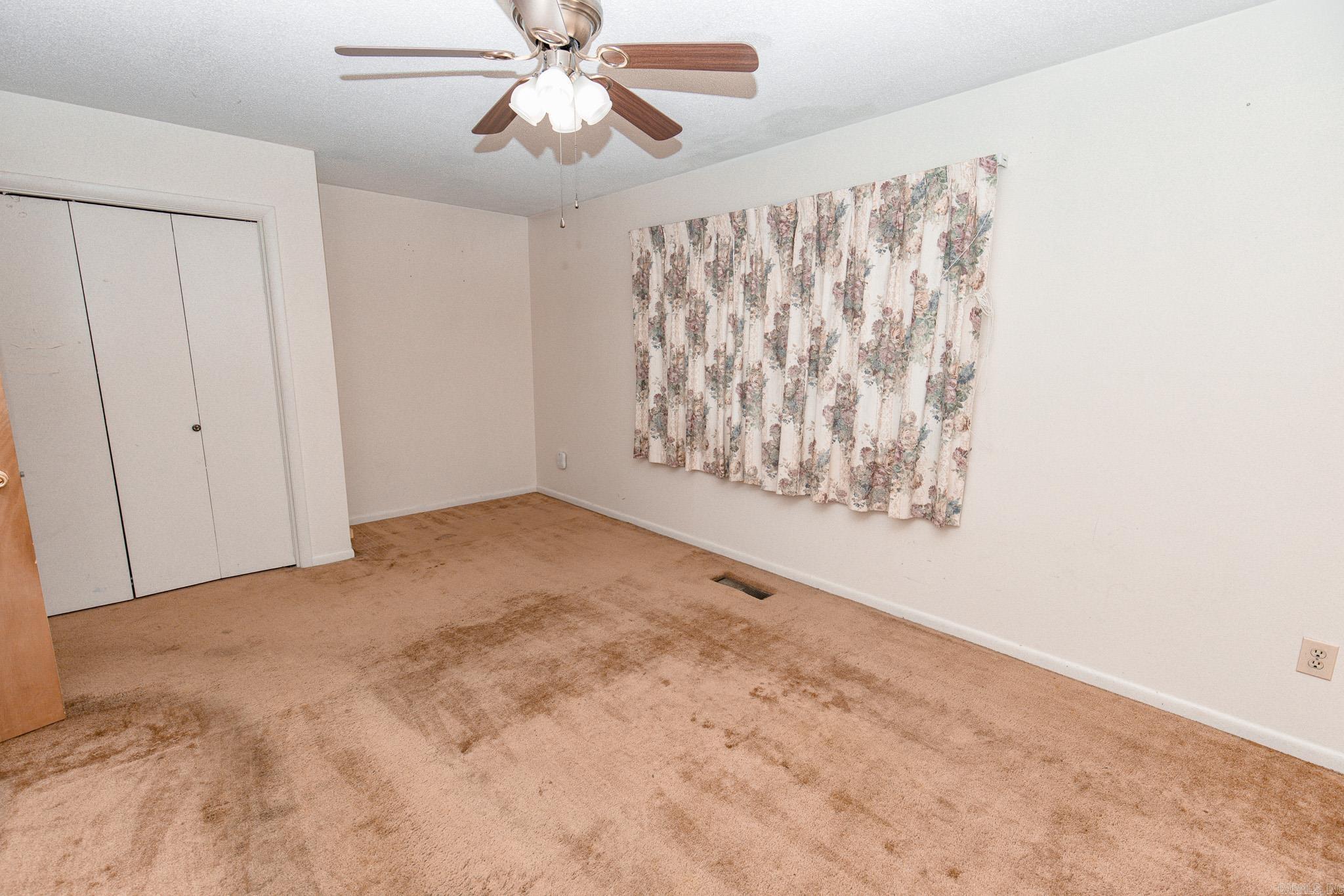 PINE GROVE - Residential