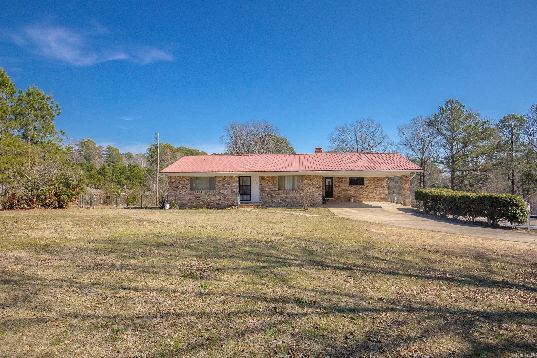 PINE GROVE - Residential