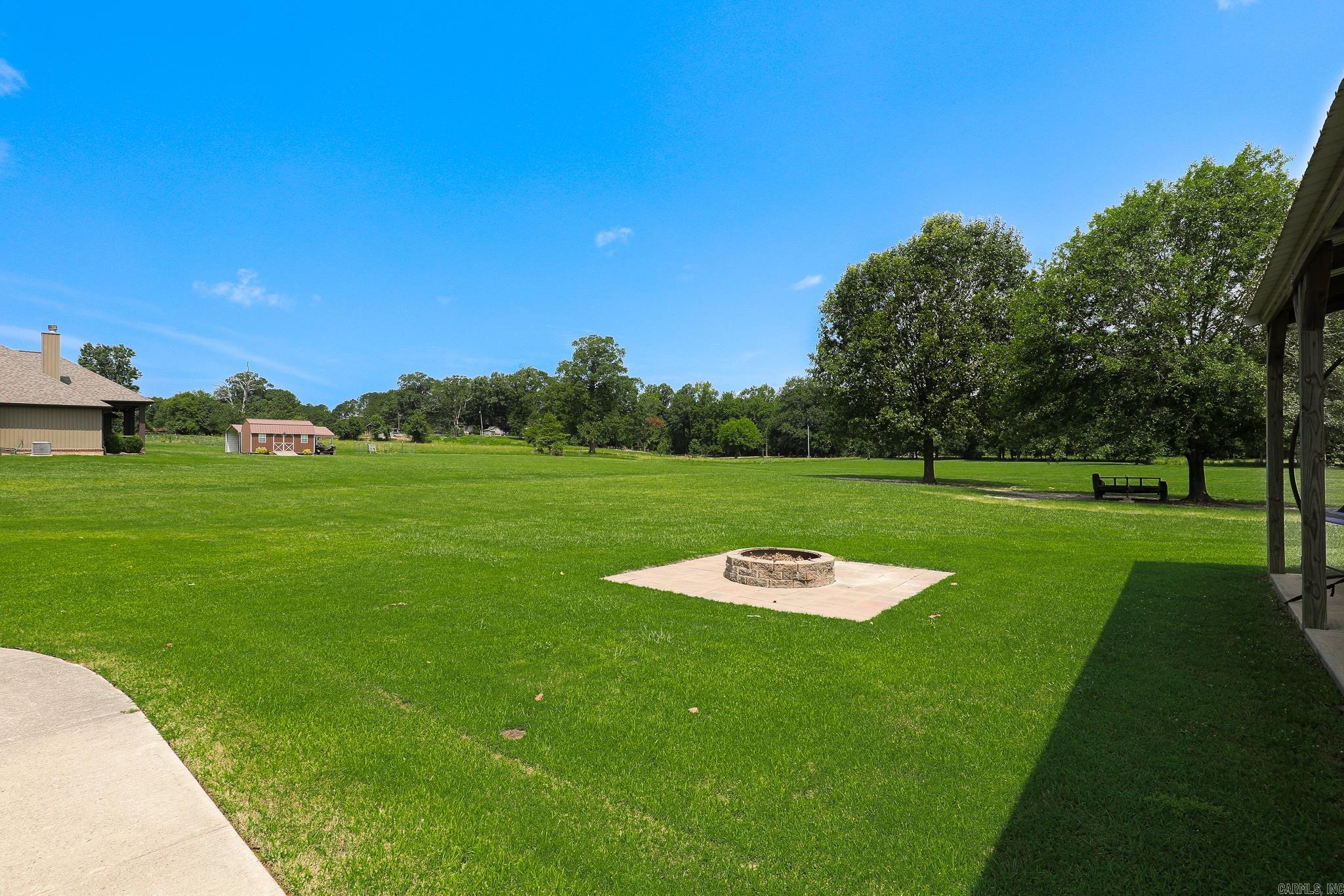ROLLING MEADOW ESTATES - Residential